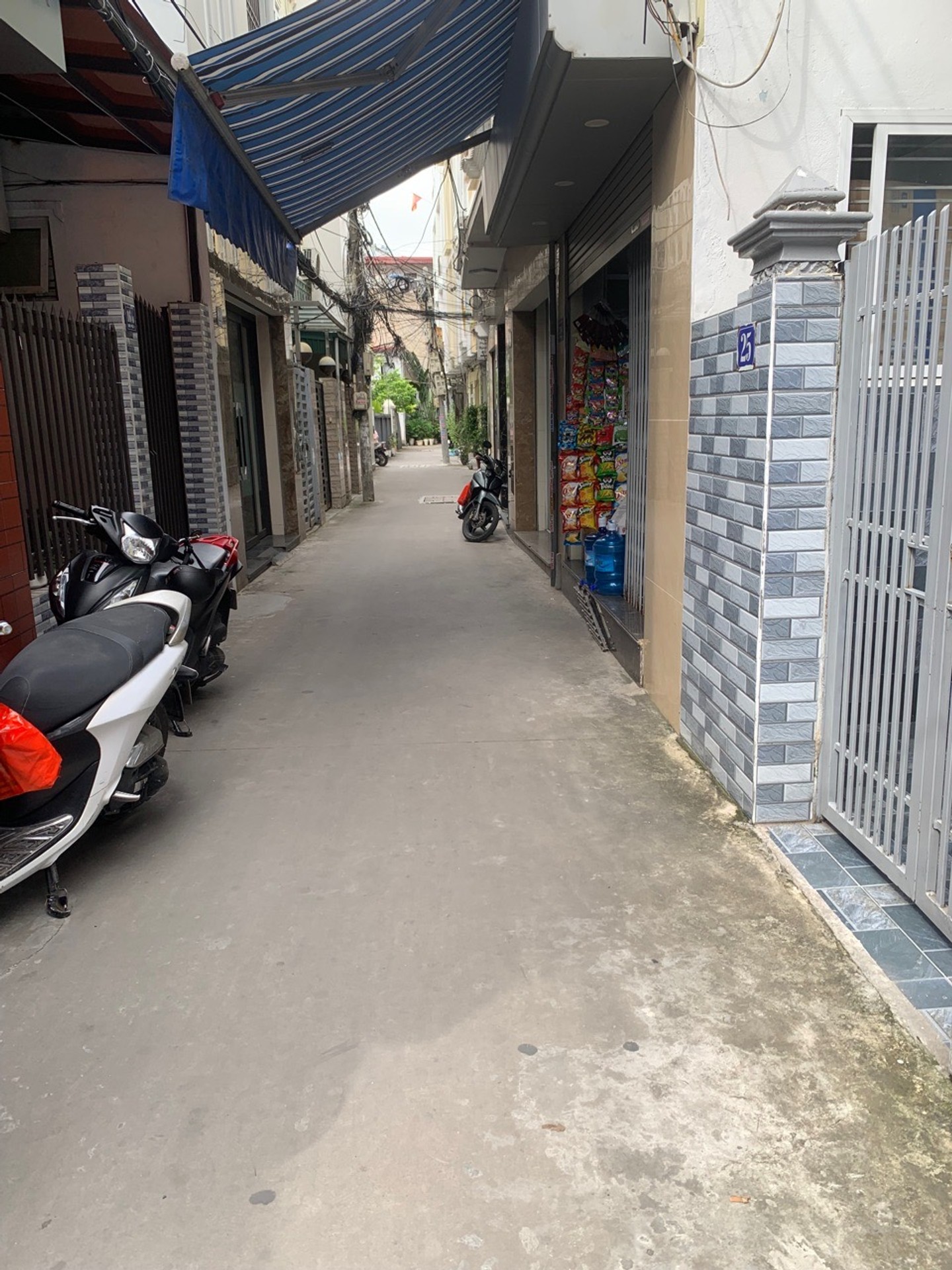Nhà 3,5 tầng rộng 65m2 tại ngõ Nam Phát 1 kết nối Văn Cao sầm uất