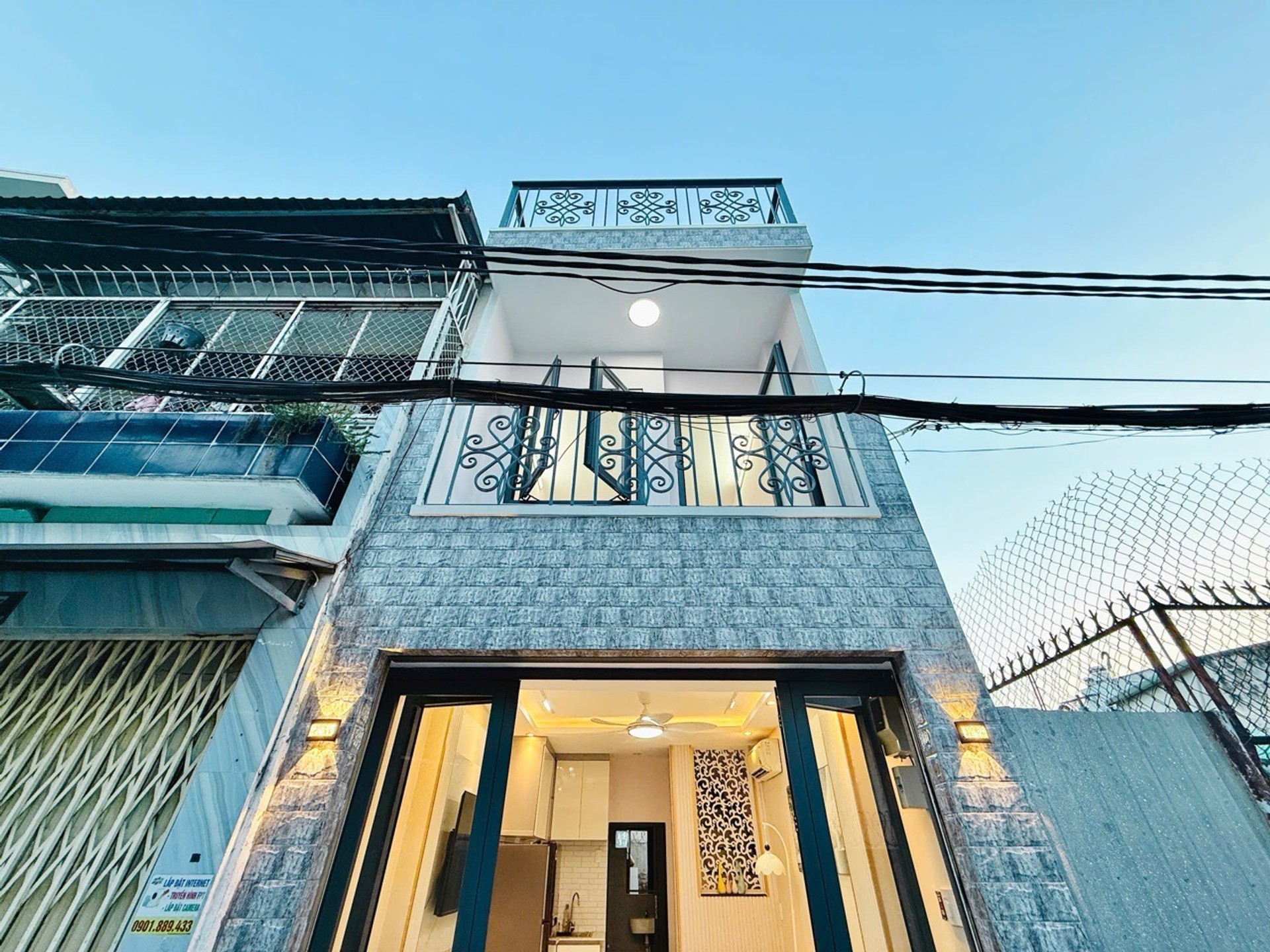 Nhà mặt phố giá 3,3 tỷ tại Gò Vấp, 16.6m2, 3 tầng