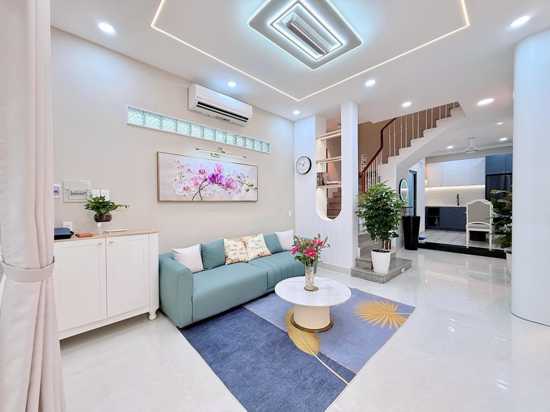 Nhà 4 tầng 5 phòng ngủ gần Cô Giang Quận Phú Nhuận