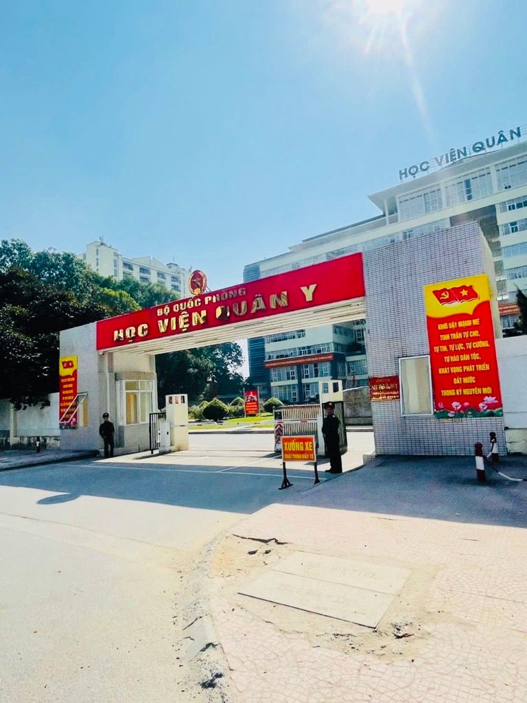 Nhà mặt phố Hà Đông siêu hot, giá 17.4 tỷ, vỉa hè rộng ô tô tránh