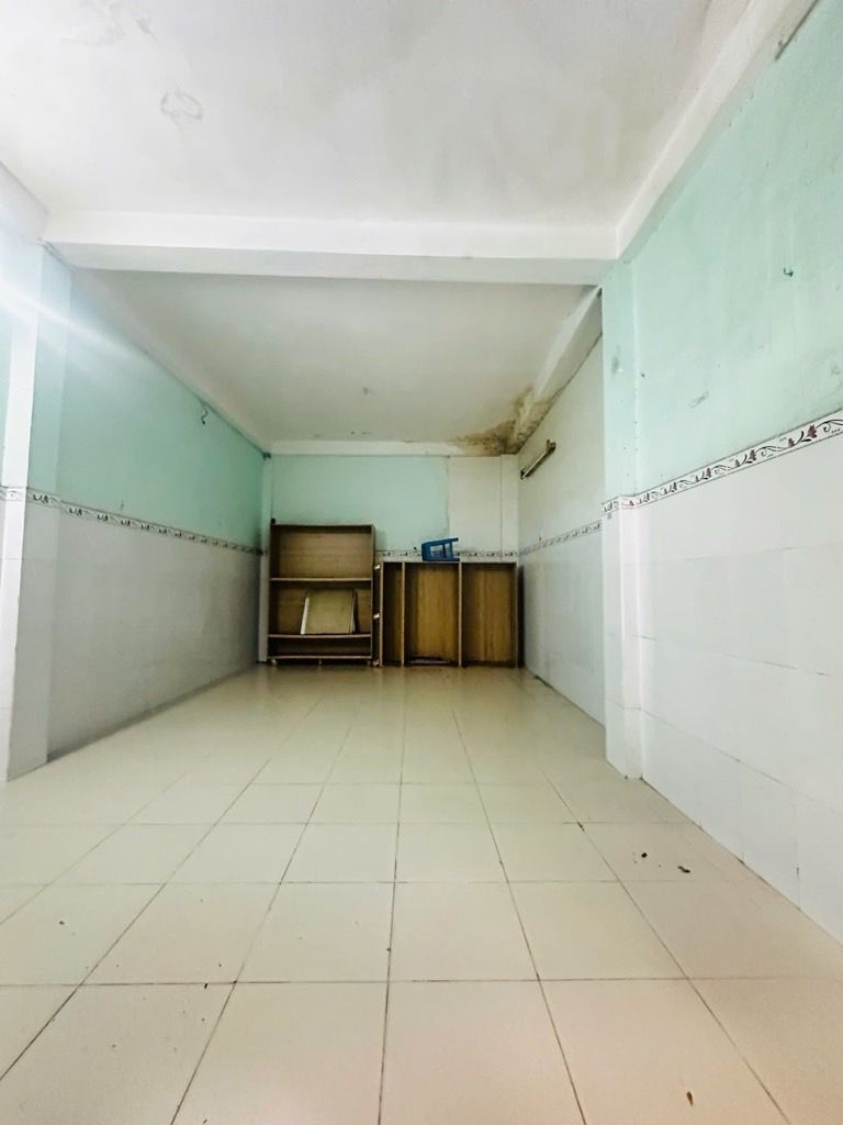 Nhà 2 tầng rộng 7.1m, giá tốt Quận 10
