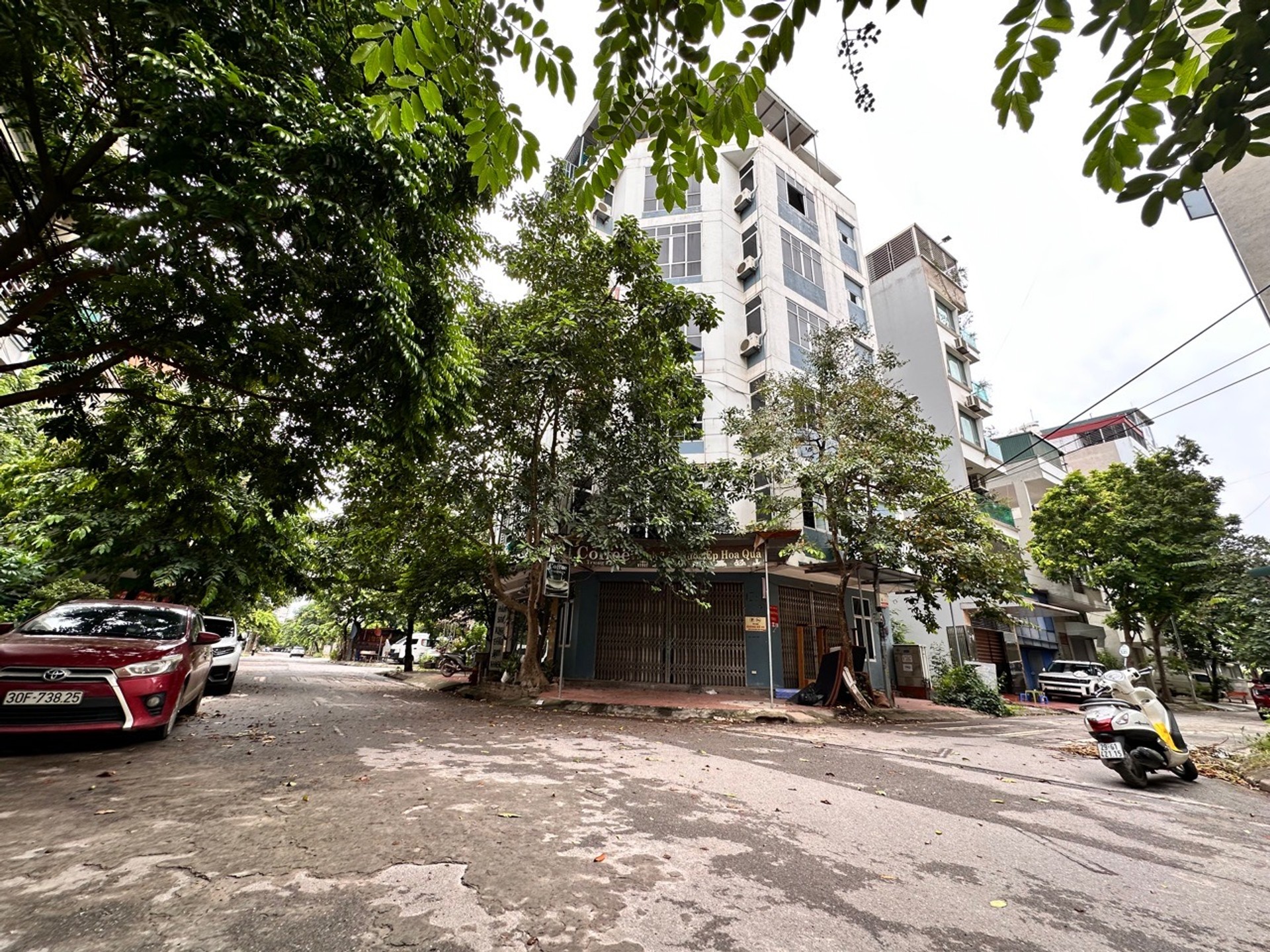 Nhà mặt phố quận Quang Trung lô góc, giá tốt giảm 1 tỷ