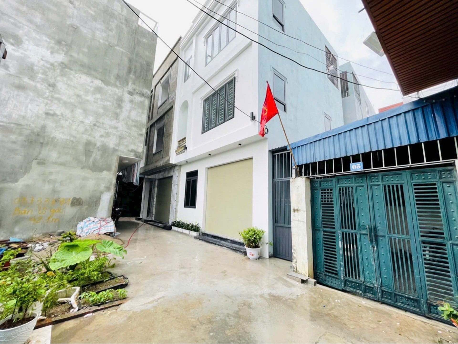 Nhà 3 tầng góc 3 mặt thoáng tại Tổ 6 An Dương, Hải Phòng