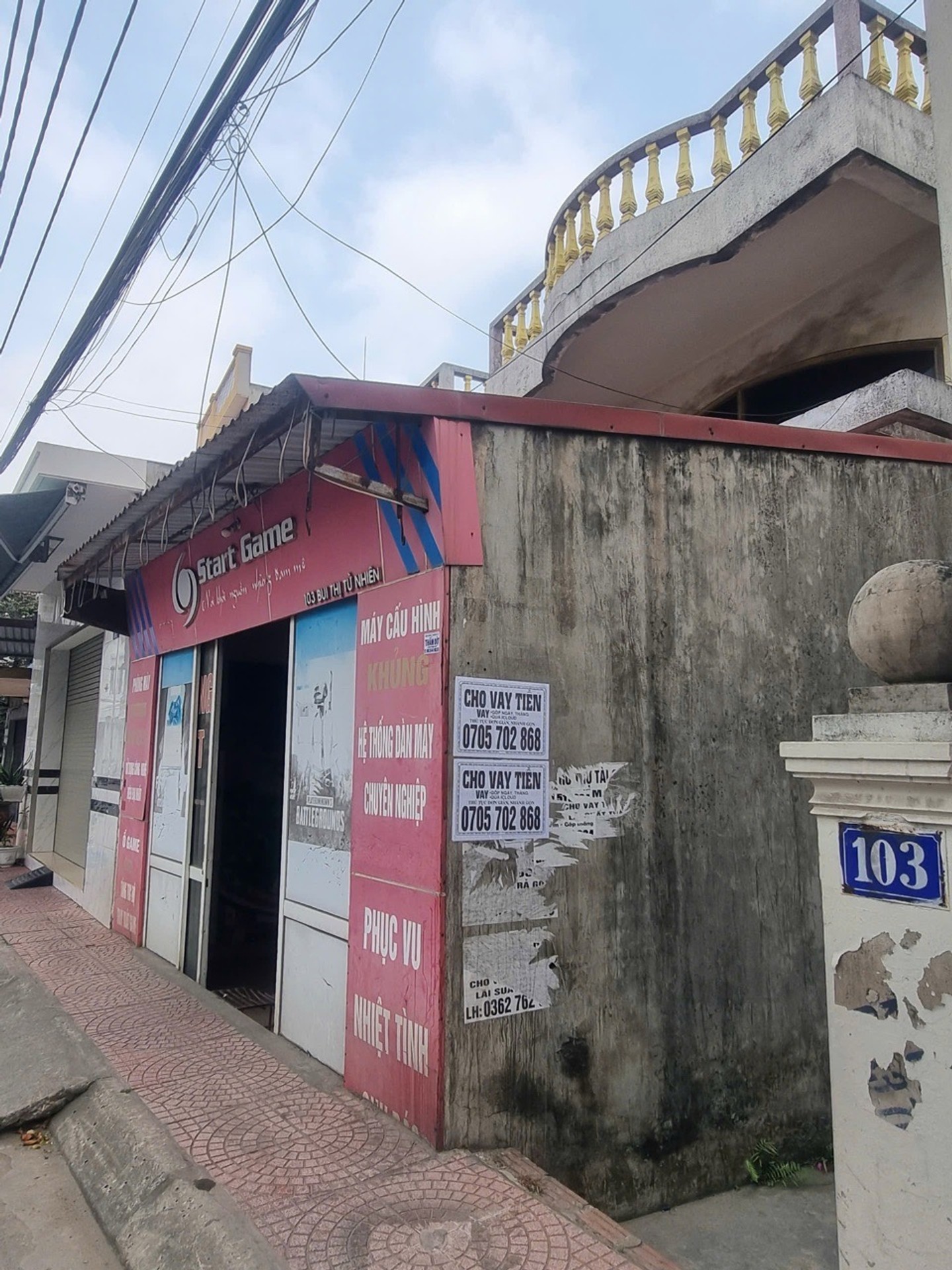 Nhà mặt phố đẹp, vị trí đắc địa tại quận sầm uất, diện tích rộng rãi, thuận tiện kinh doanh