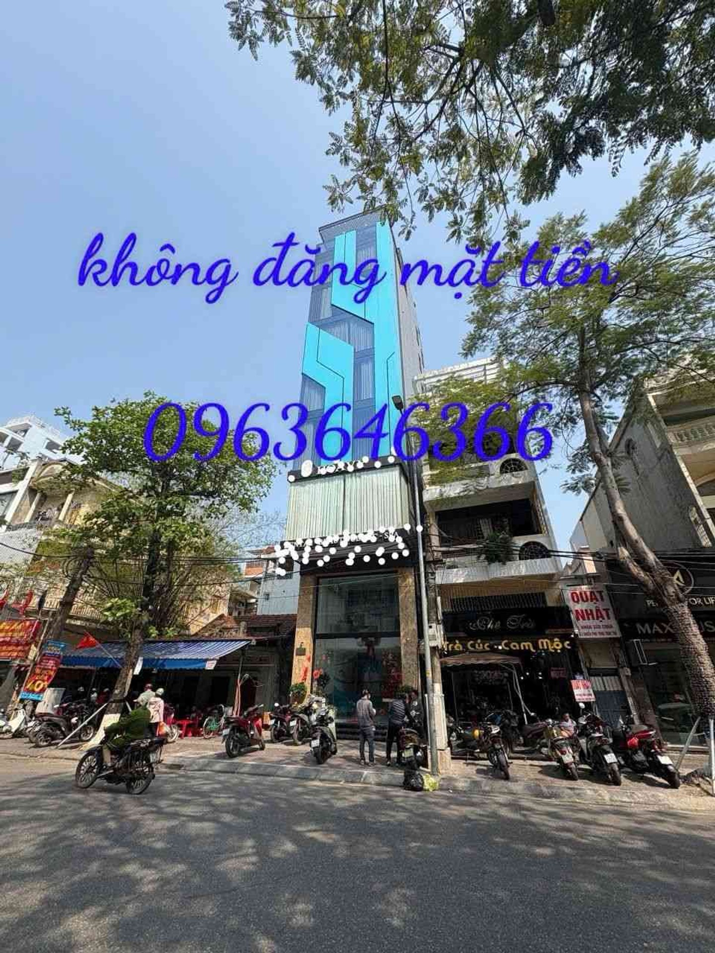 Nhà mặt phố 10 tầng thiết kế đẳng cấp với 15 phòng tại khu vực trung tâm