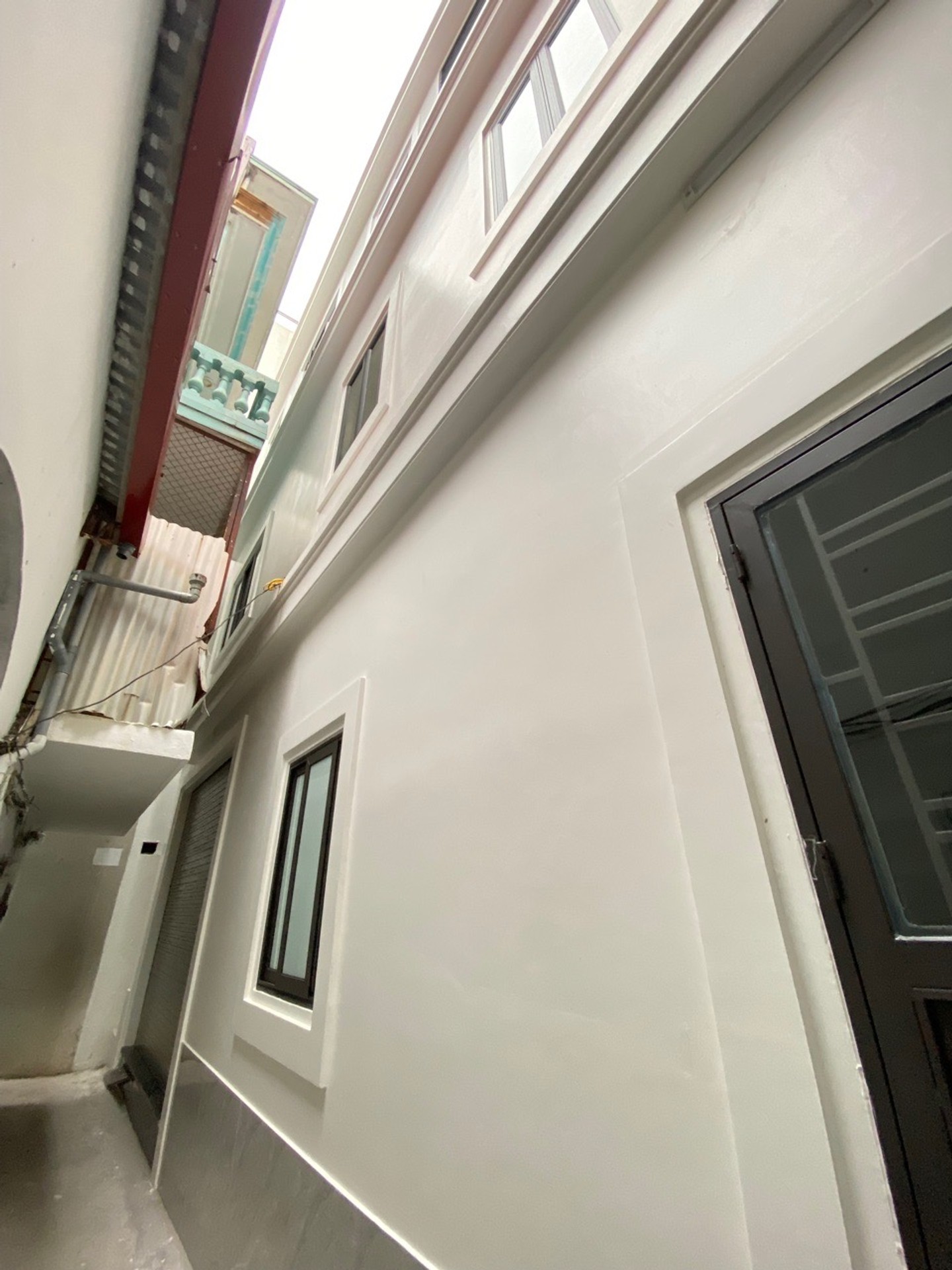 NHÀ XÂY MỚI – VỀ Ở NGAY – CHỈ 2 PHÚT RA HỒ TAM BẠC