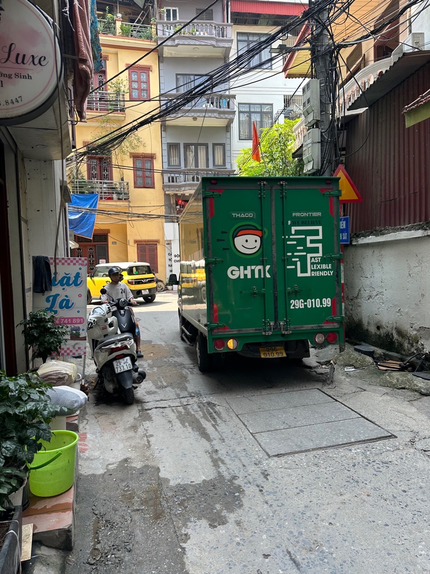Nhà đẹp ngõ rộng Hoàng Mai, kinh doanh sầm uất, oto vào nhà