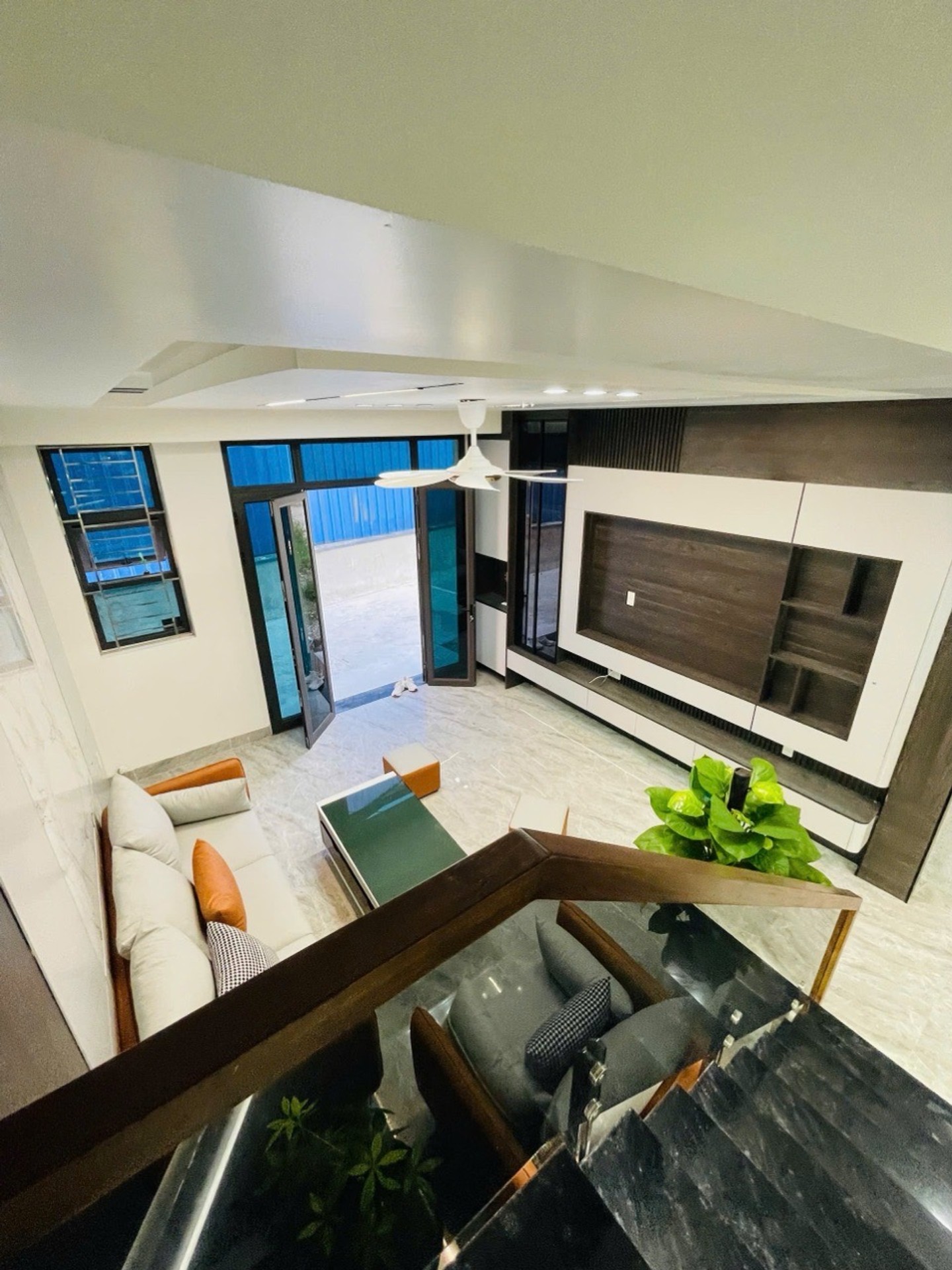 Nhà 3 tầng mới xây phong cách hiện đại tại Thị Trấn An Dương, vị trí tiềm năng
