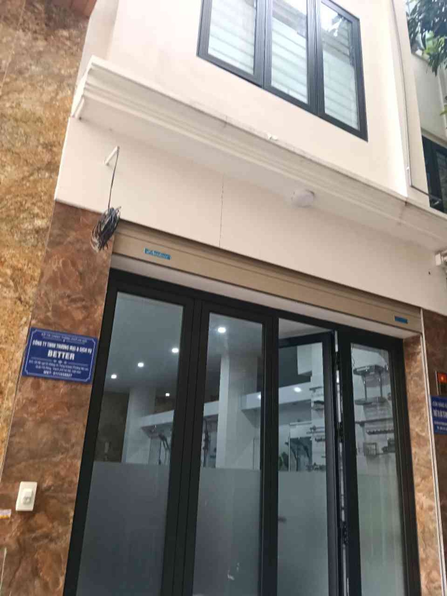 Nhà 6 tầng trung tâm Mỗ Lao, ô tô vào tận nhà, thang máy hiện đại