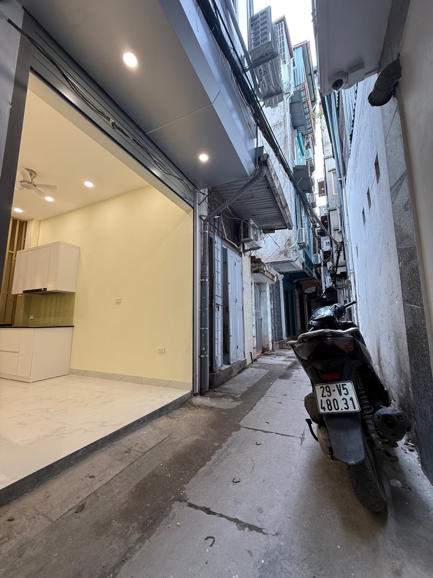 Nhà Bạch Mai 4 Tầng Cơ Hội Vàng Đón Đầu Nhu Cầu – Ba Gác Đỗ Cửa, Ngõ Thông Rộng