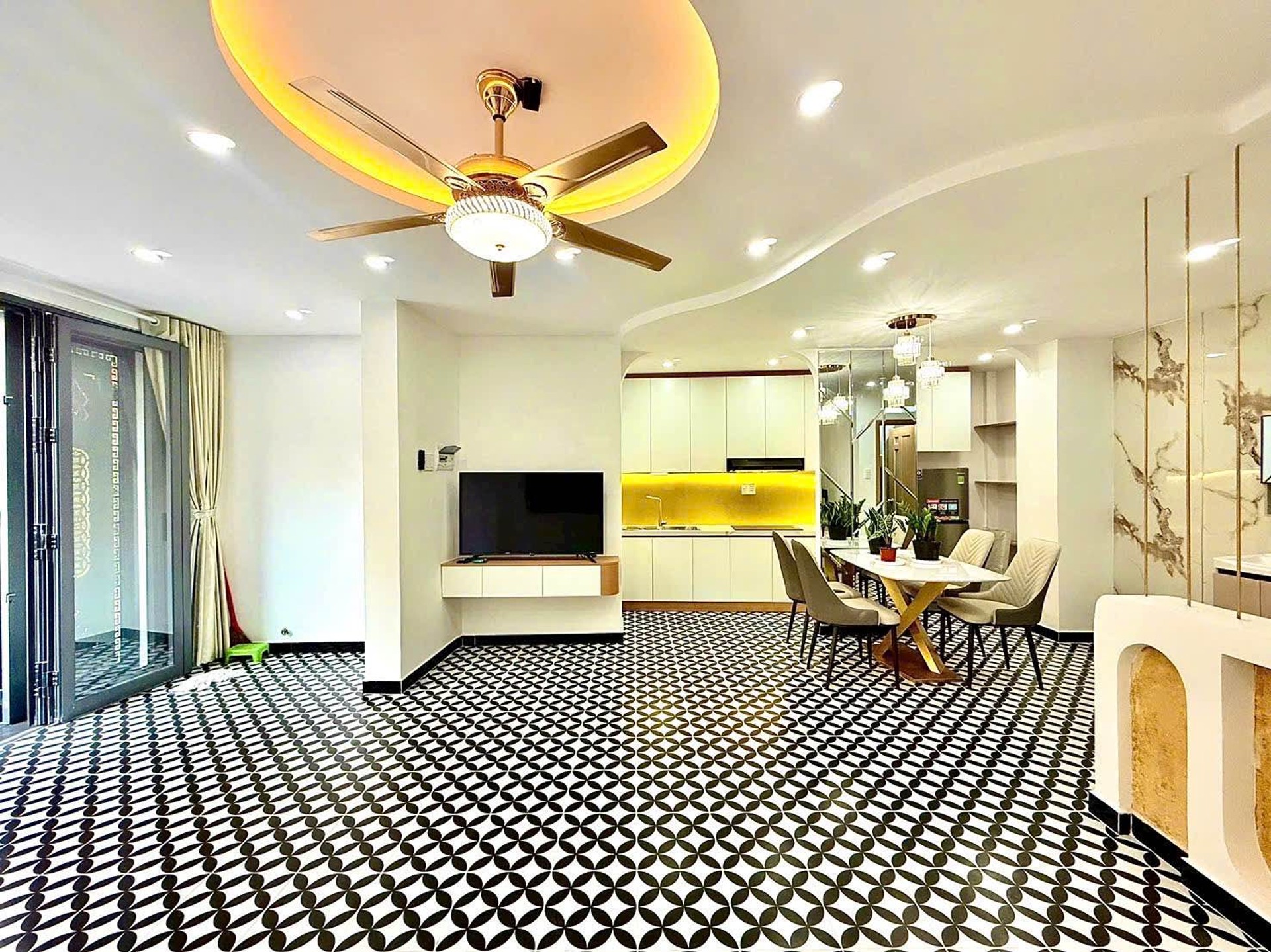 Nhà góc 2 mặt tiền tại khu vực trung tâm Gò Vấp