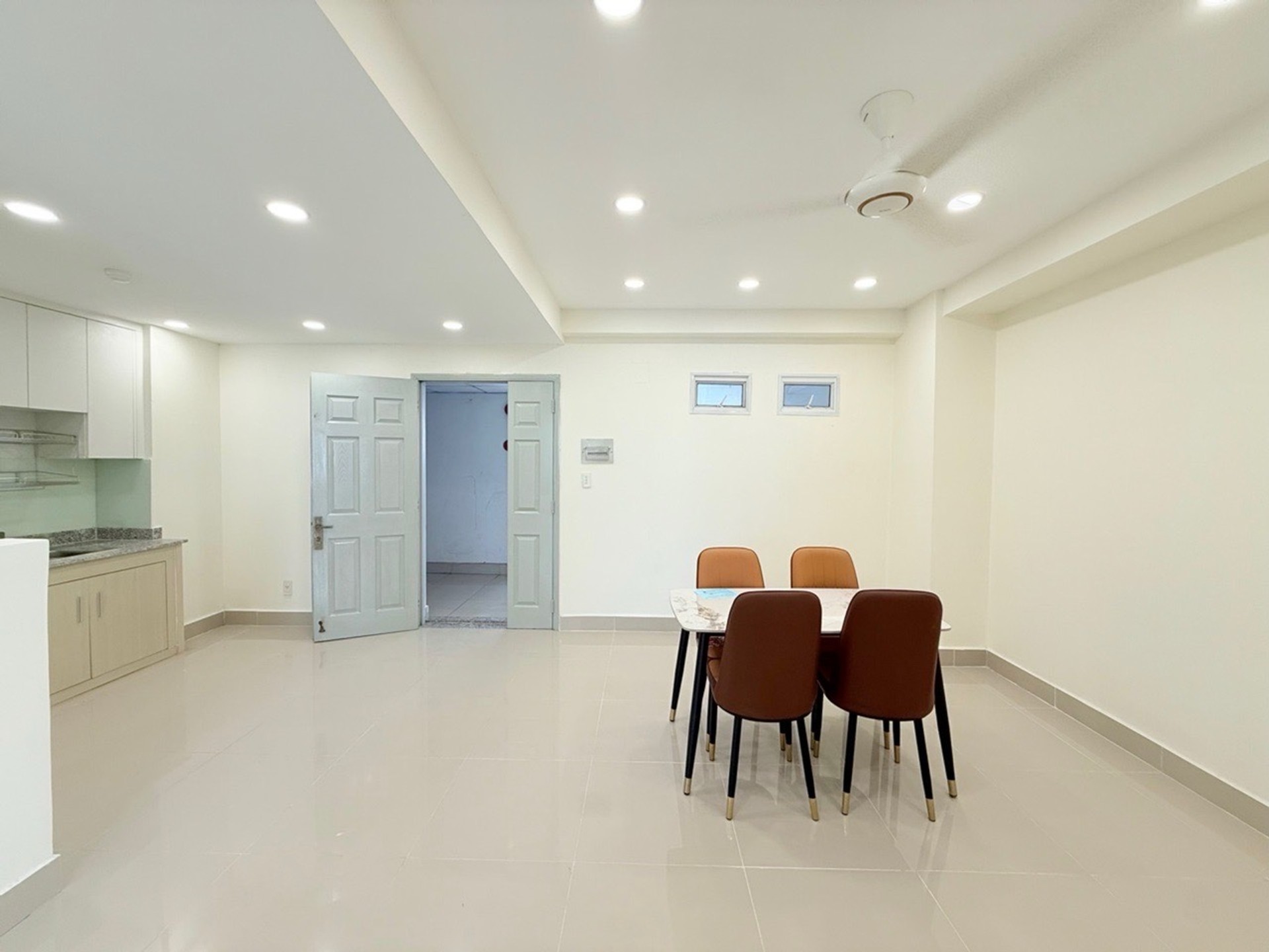 Căn hộ 2 phòng ngủ thoáng mát tại chung cư Phan Chu Trinh, Bình Thạnh