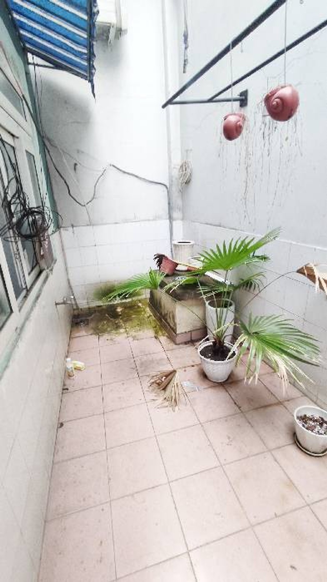Nhà 4 tầng mặt phố Tân Phú, 6 phòng ngủ, giá 18.5 tỷ