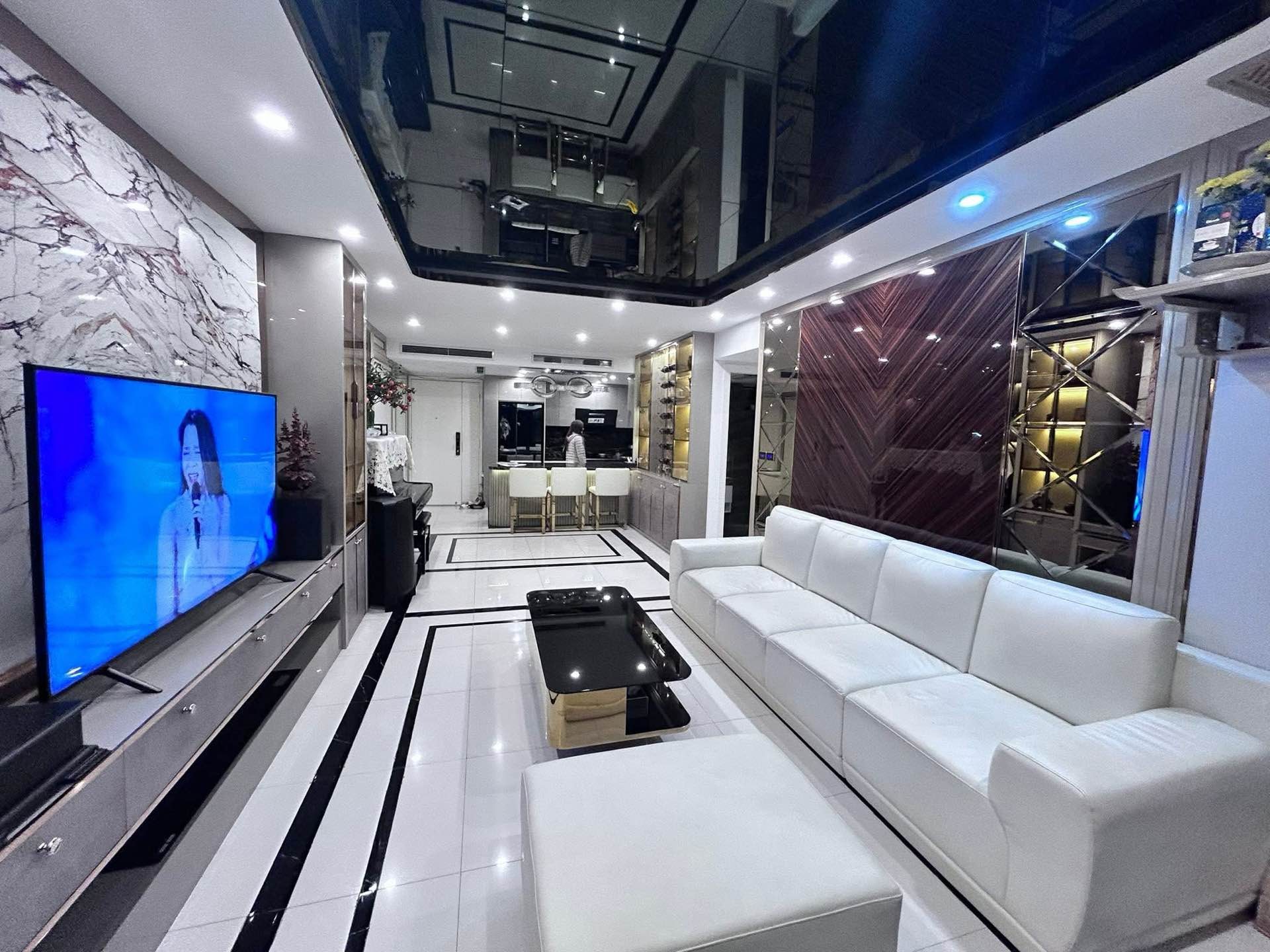 BÁN CHCC 2PN HOÀN THIỆN ĐẸP tại YÊN HÒA, CẦU GIẤY, 98m2 giá 10 tỷ