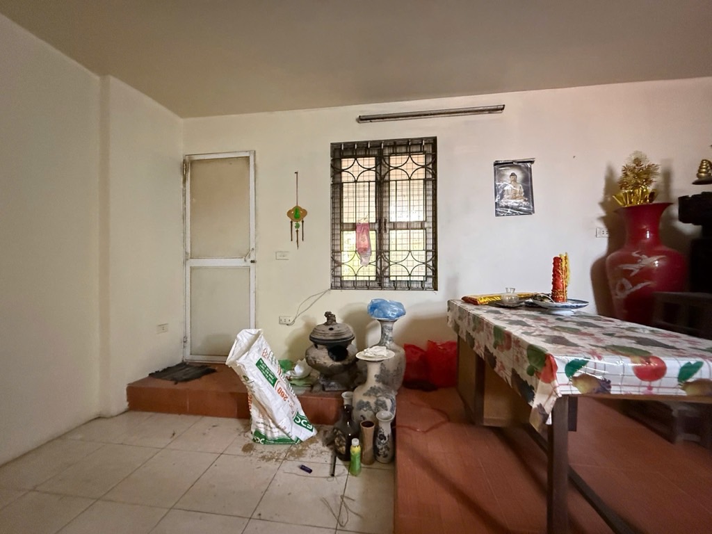Bán nhà riêng 4 tầng 110m² tại trung tâm với sân vườn và pháp lý đầy đủ