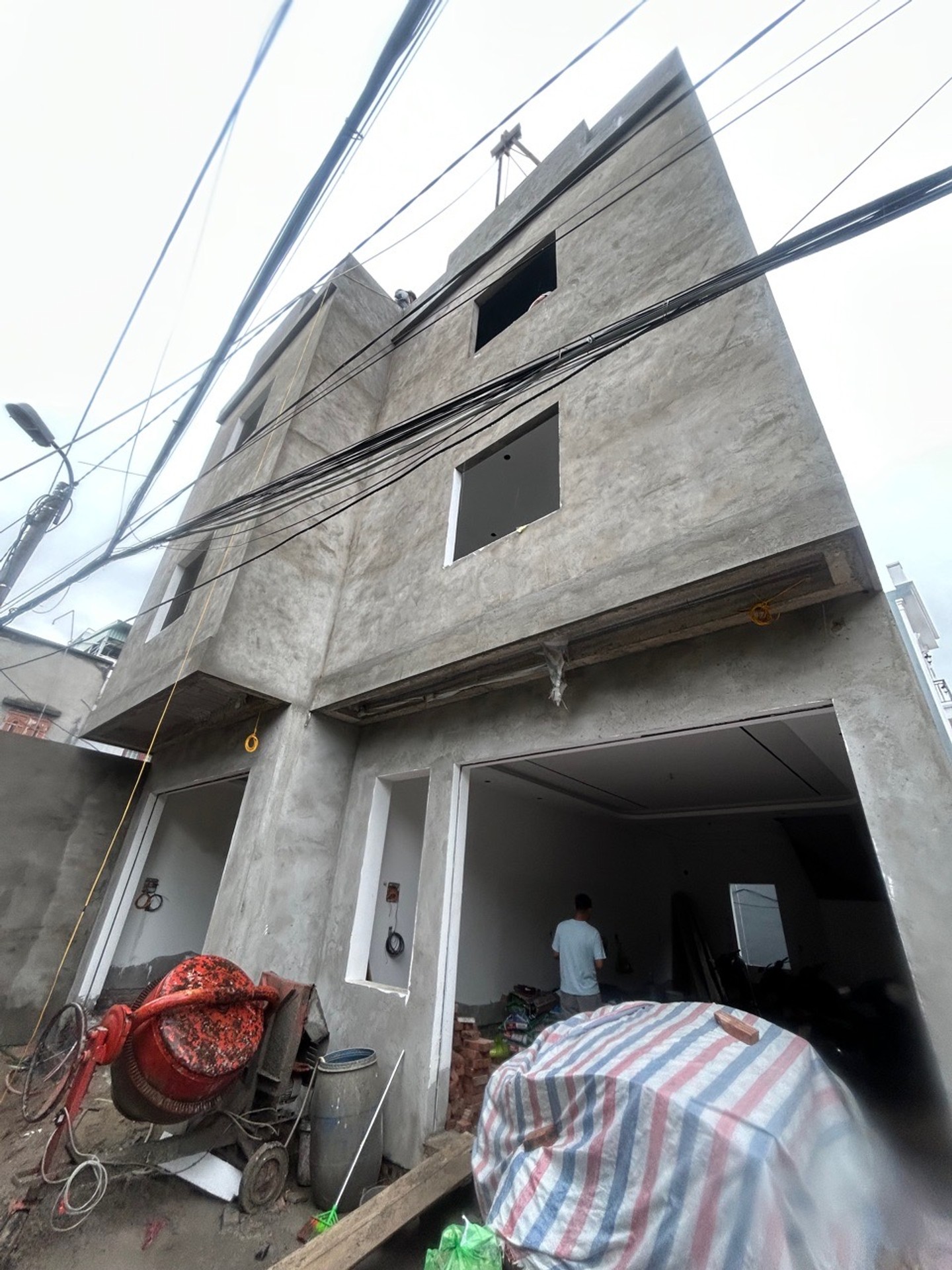 Nhà 4 Tầng Mới Tinh Tại Khu Vực Quy Tức - Gần Phố, Ngõ Rộng
