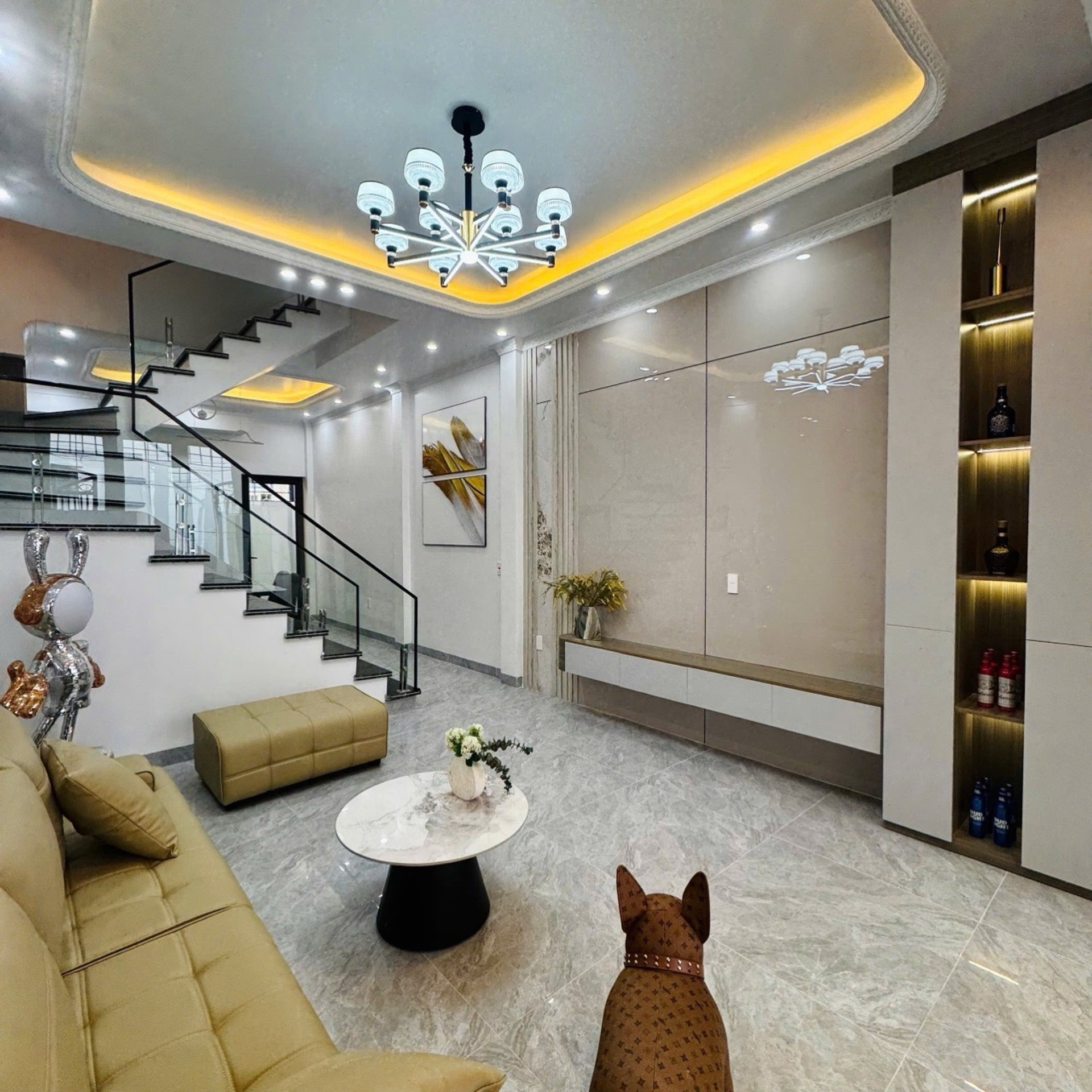 Nhà 4 Tầng Mặt Tiền 4m Hướng Đông Nam, Thiết Kế Hiện Đại Tại Khu Vực An Ninh