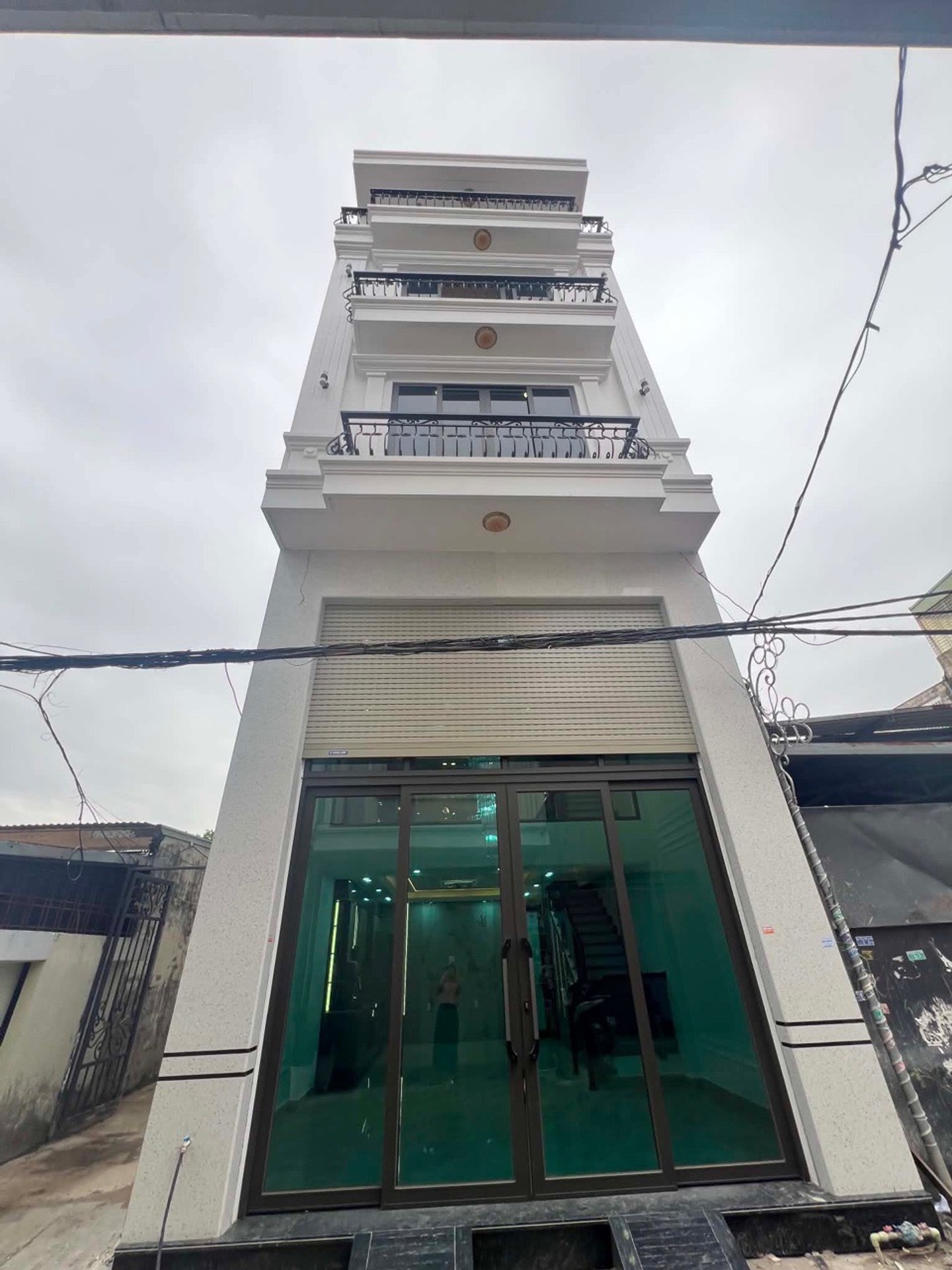 Nhà mặt ngõ Đằng Hải thuận tiện kinh doanh, thiết kế hiện đại, tiện nghi đầy đủ