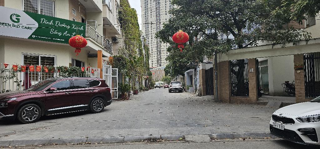 Biệt thự liền kề siêu đẹp, vị trí vàng tại Văn Phú