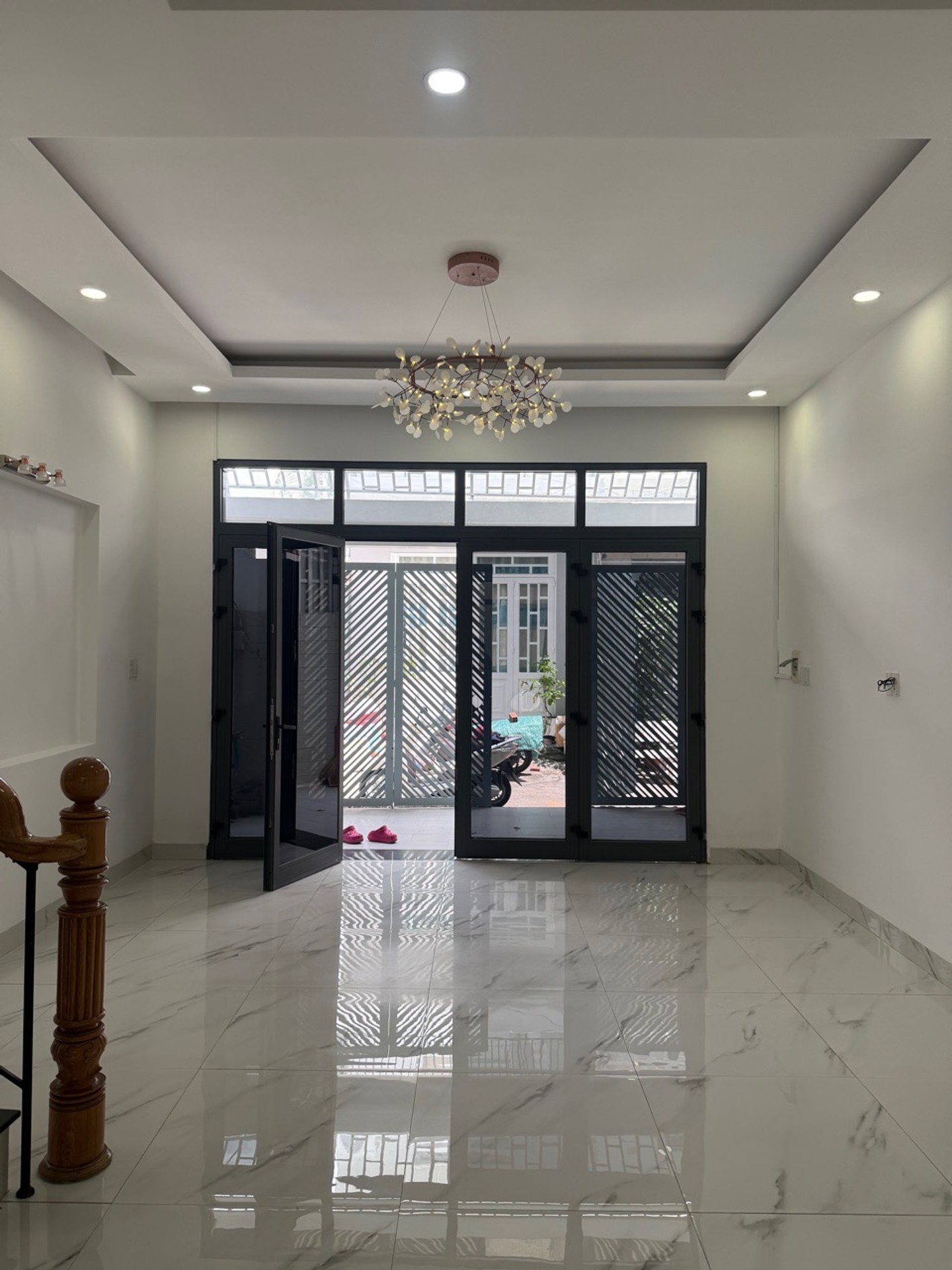 🔥 NHÀ 4 TẦNG – NỞ HẬU – 4PN KHÉP KÍN – DT 73M² _ HTP NB – SÁT Q7 HẺM OTO