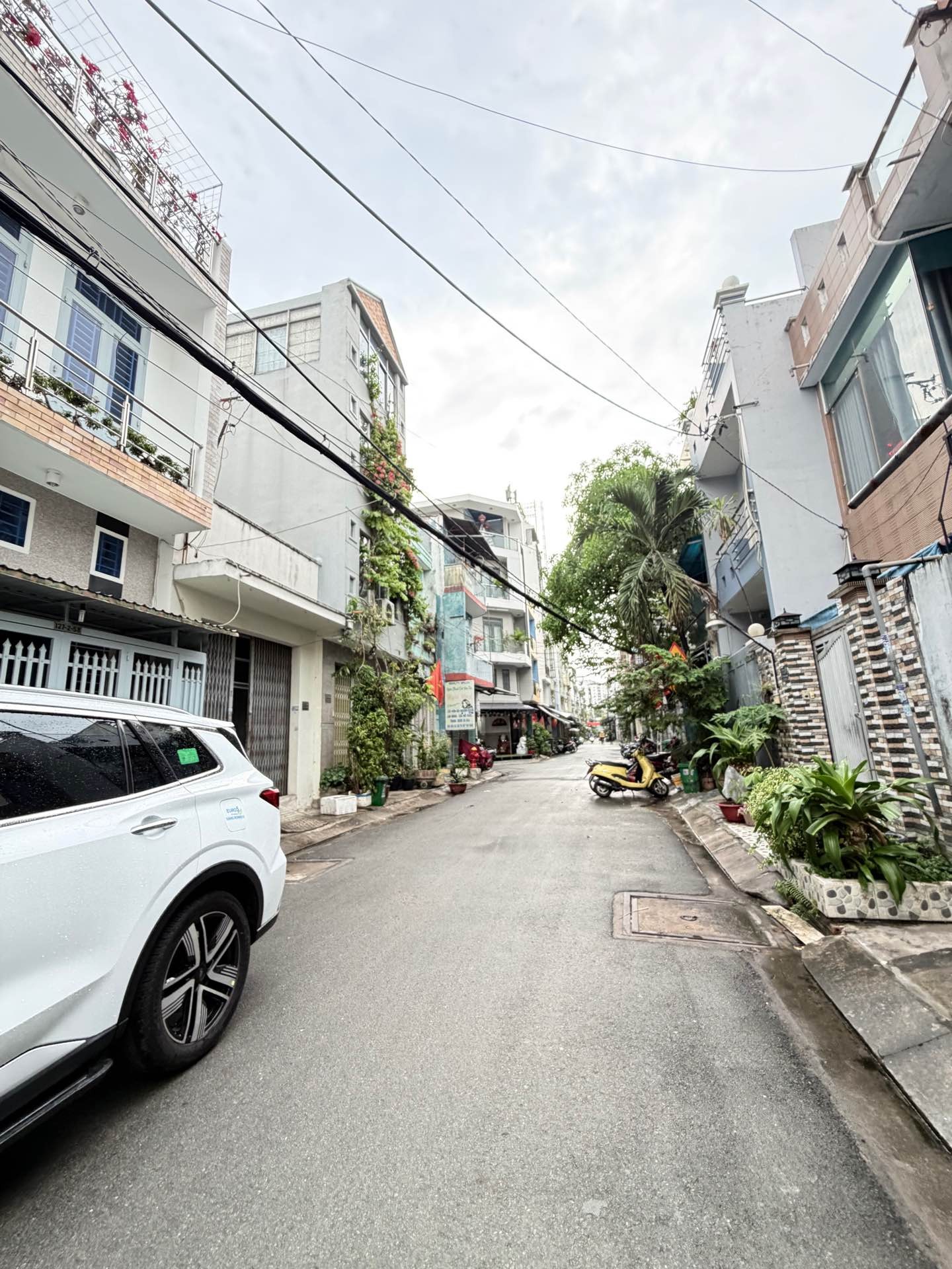 Nhà mặt phố 2 tầng, 3 phòng ngủ, kinh doanh tốt tại Tân Phú