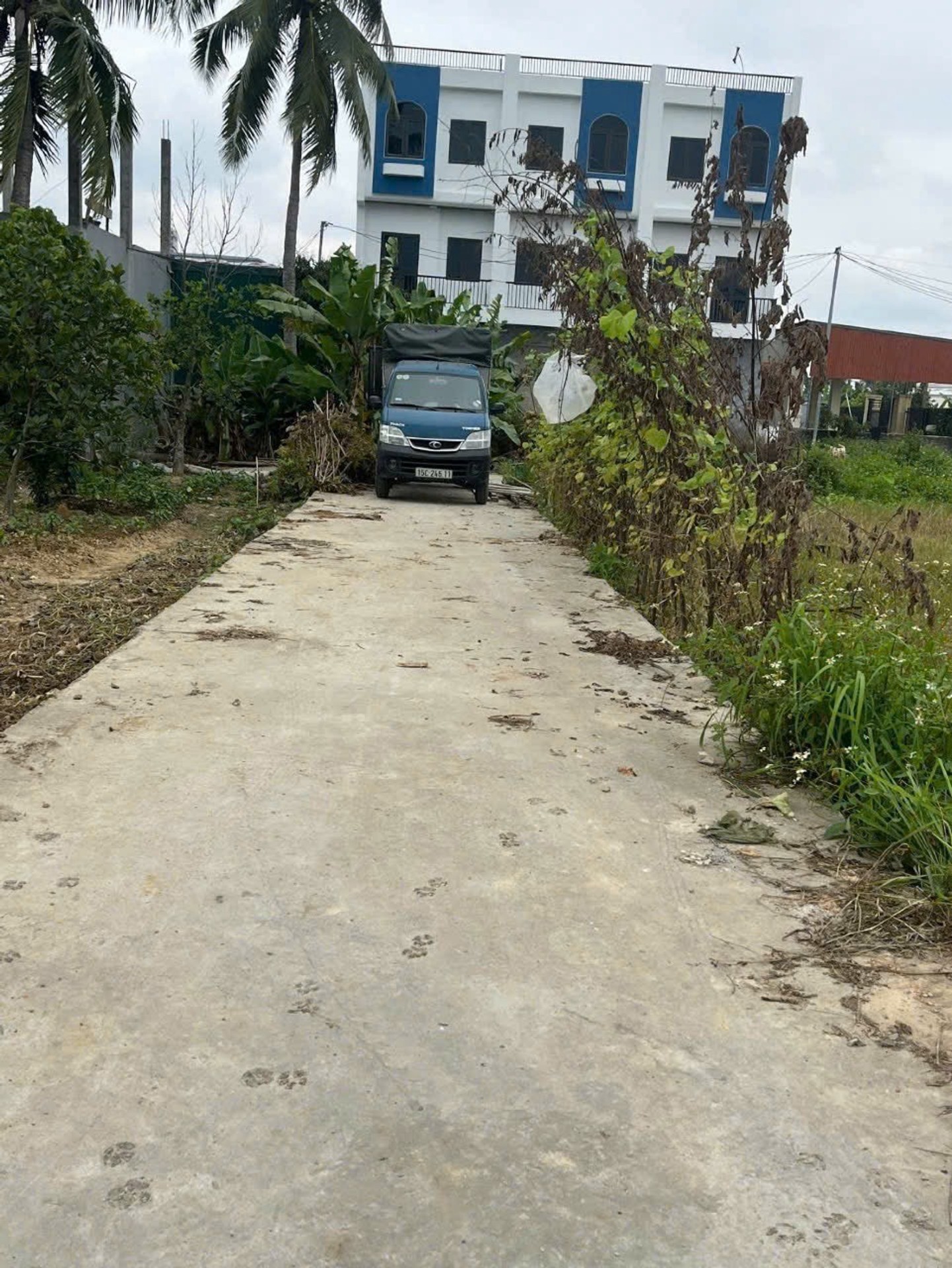 Bán đất thổ cư 51m² tại khu vực đông dân cư gần chợ và uỷ ban