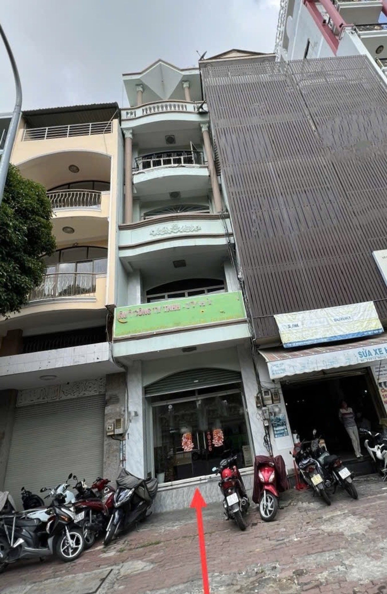 Nhà mặt phố sầm uất Quận 10, cơ hội vàng cho kinh doanh