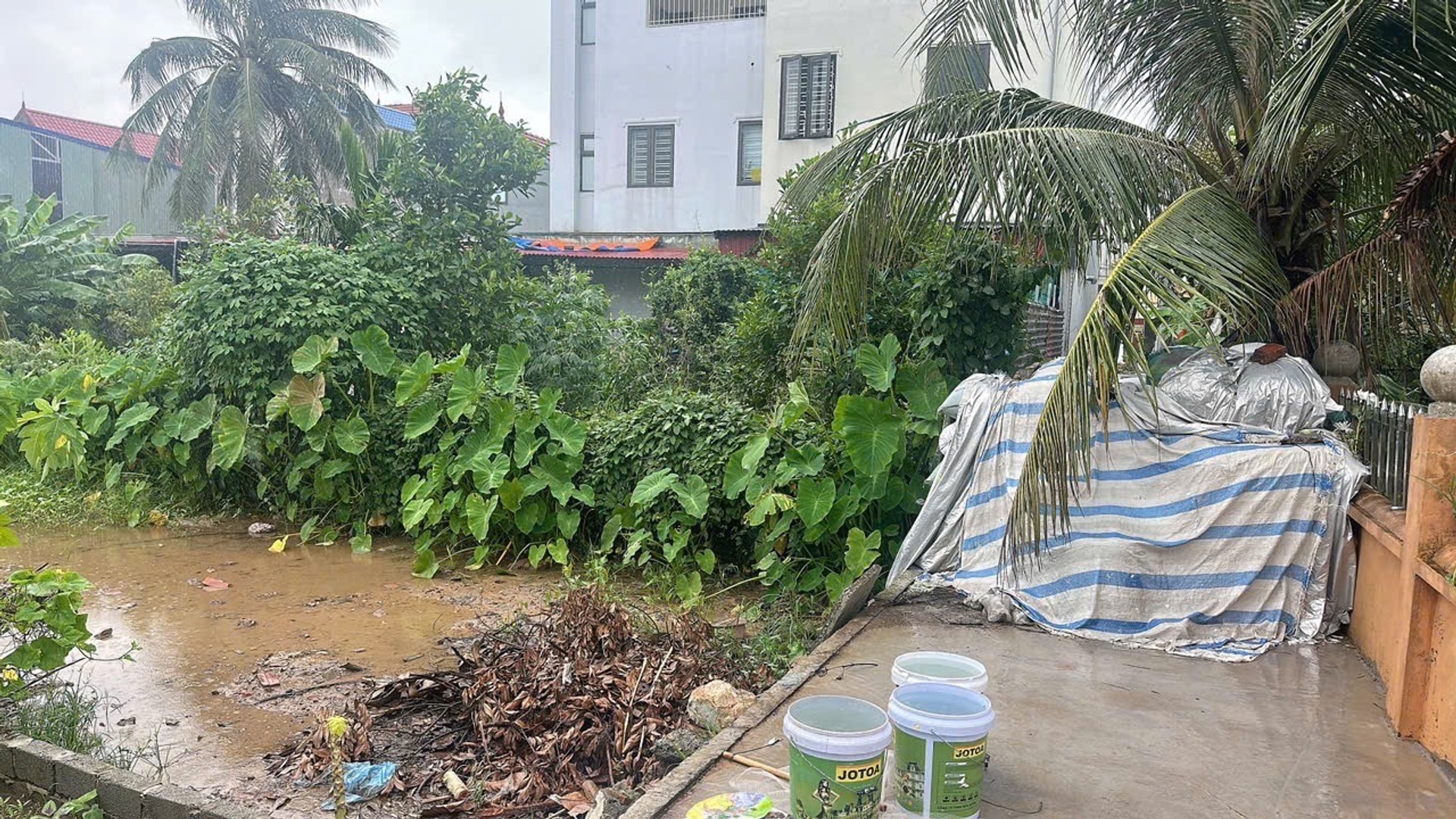 Đất phân lô ô tô đỗ ngay cửa khu vực đông dân cư sinh lời vượt trội