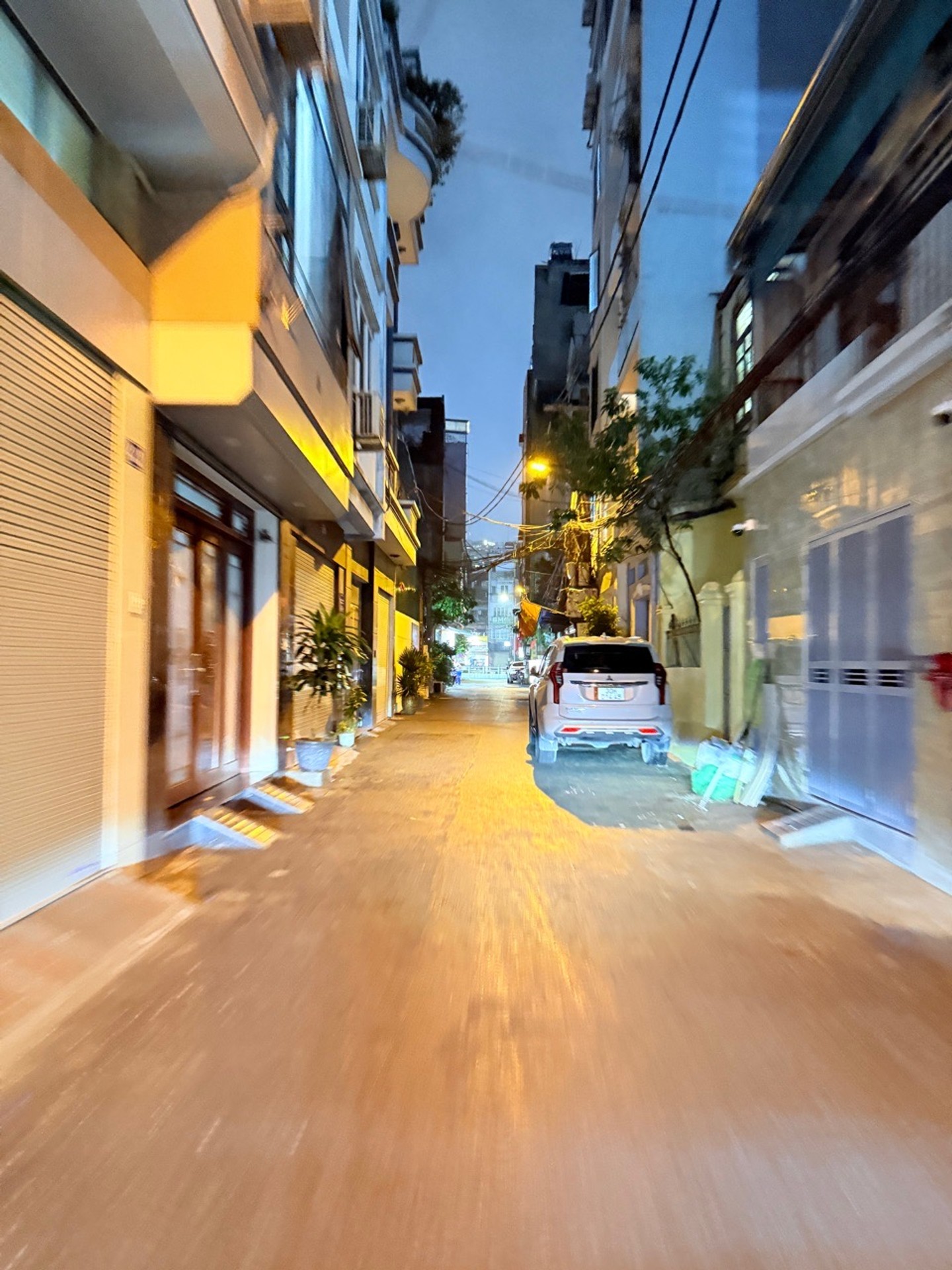 Nhà Vuông Vức Trung Tâm Đại Mỗ, Sống Tiện Nghi