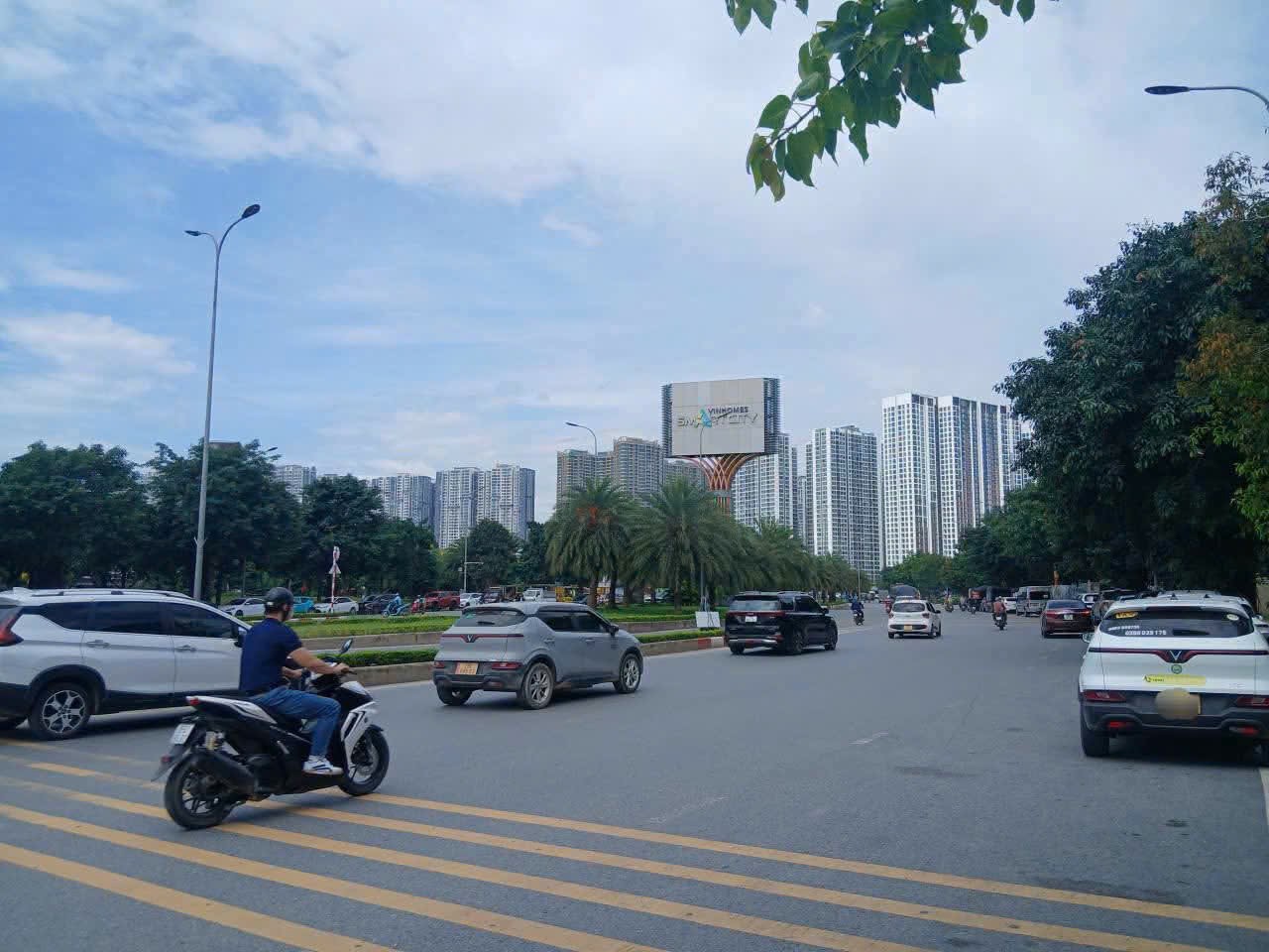 Bán nhà phố 7 tầng sang trọng liền kề khu đô thị Vinhomes Tây Mỗ tại Cầu Cốc
