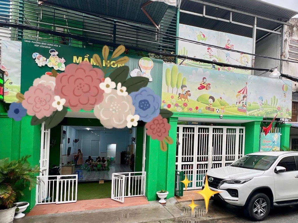 Nhà mặt phố 12m mặt tiền, mở kinh doanh cực đỉnh tại Bình Tân