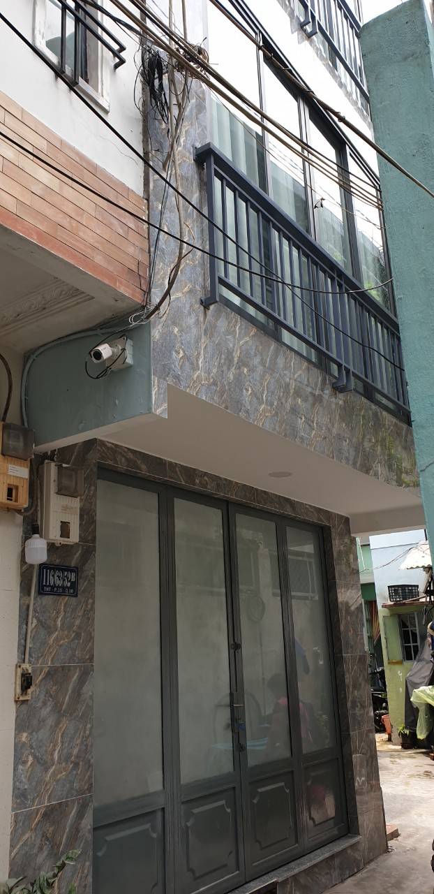 Nhà Quận 10 3 Tầng Kiên Cố, Giá Tốt Chỉ 3.4 Tỷ