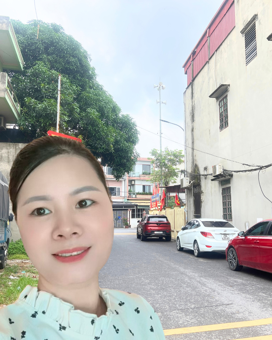 Trung tâm Đông Anh đường thông 3 ô tô tránh, kinh doanh mọi mặt hàng. Cho thuê dòng tiền hàng tháng
