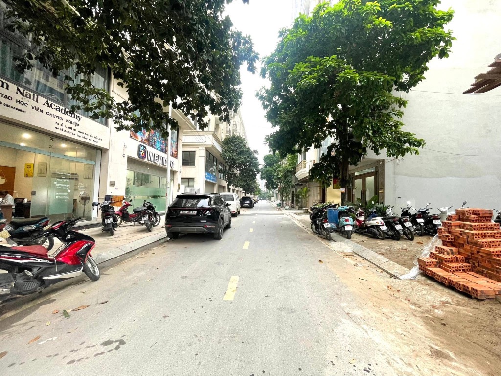 Biệt thự 7 tầng view Him Lam Vạn Phúc - kinh doanh cực đỉnh