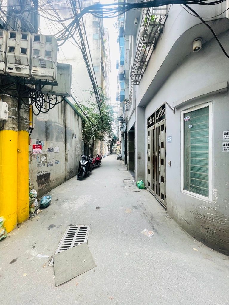 Nhà 5 tầng tại Mỹ Đình, ôtô vào nhà, thích hợp kinh doanh nhỏ