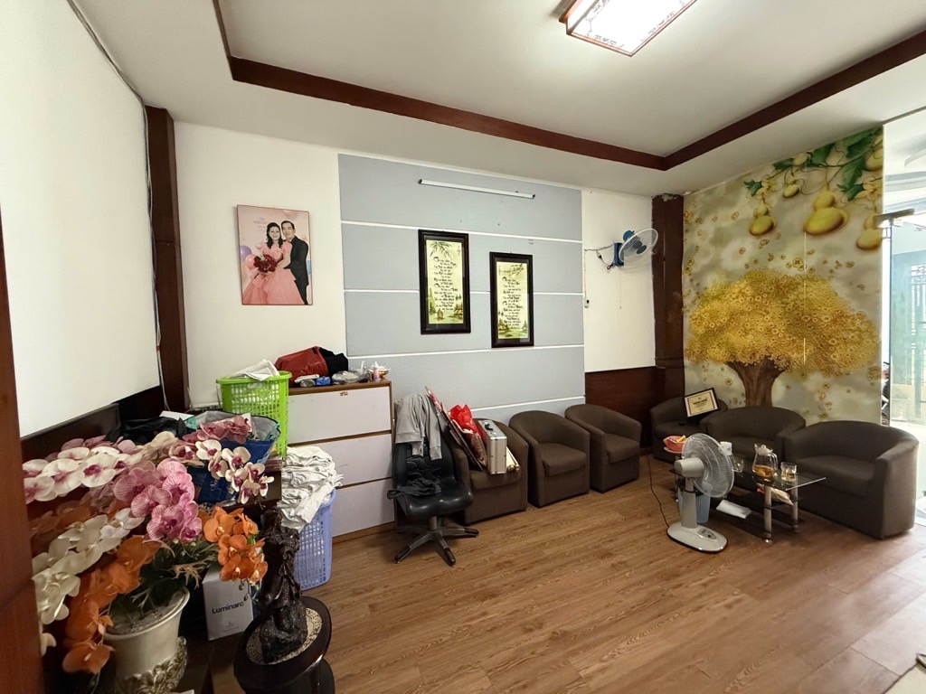 Bán khách sạn 4 tầng mặt tiền 8m tại Lý Thánh Tông, diện tích 150m2