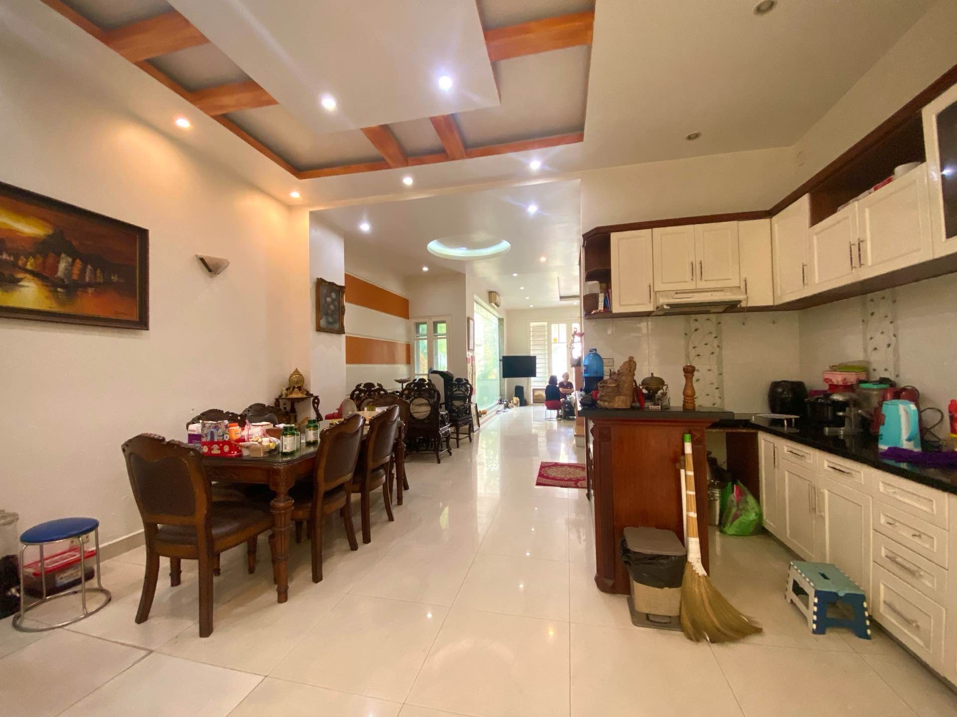 Bán nhà riêng khu biệt thự Nguyễn Đình Thi-Thụy Khuê, 4 tầng, diện tích 118.3m².