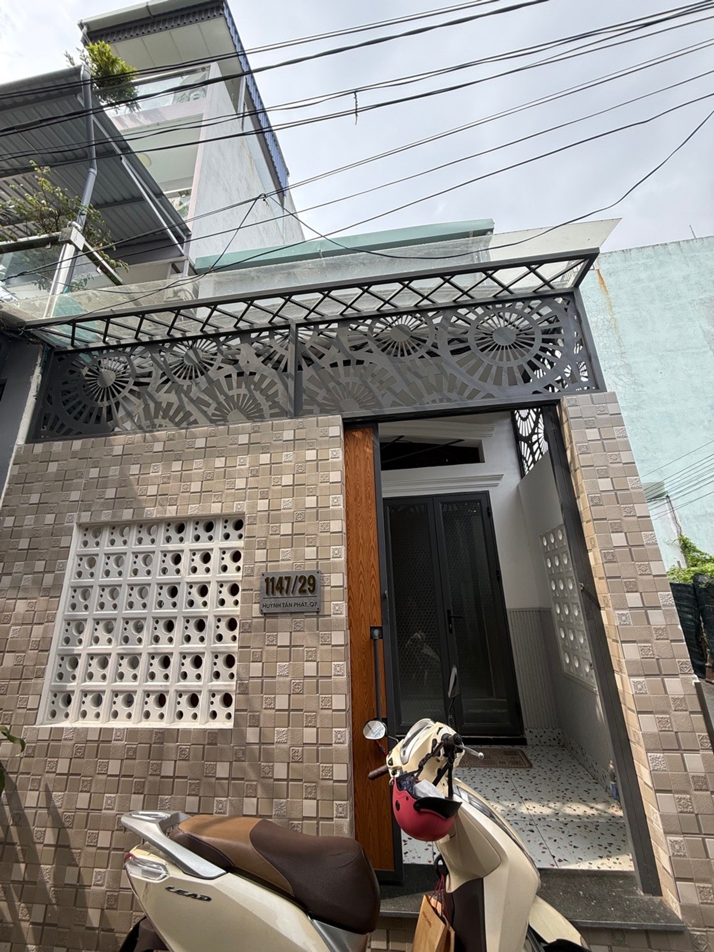 💥NHÀ 2 TẦNG MỚI ĐẸP LÔ GÓC HẺM XE HƠI GIÁ 5,5 TỶ, DT 62m2, 3PN, 2WC