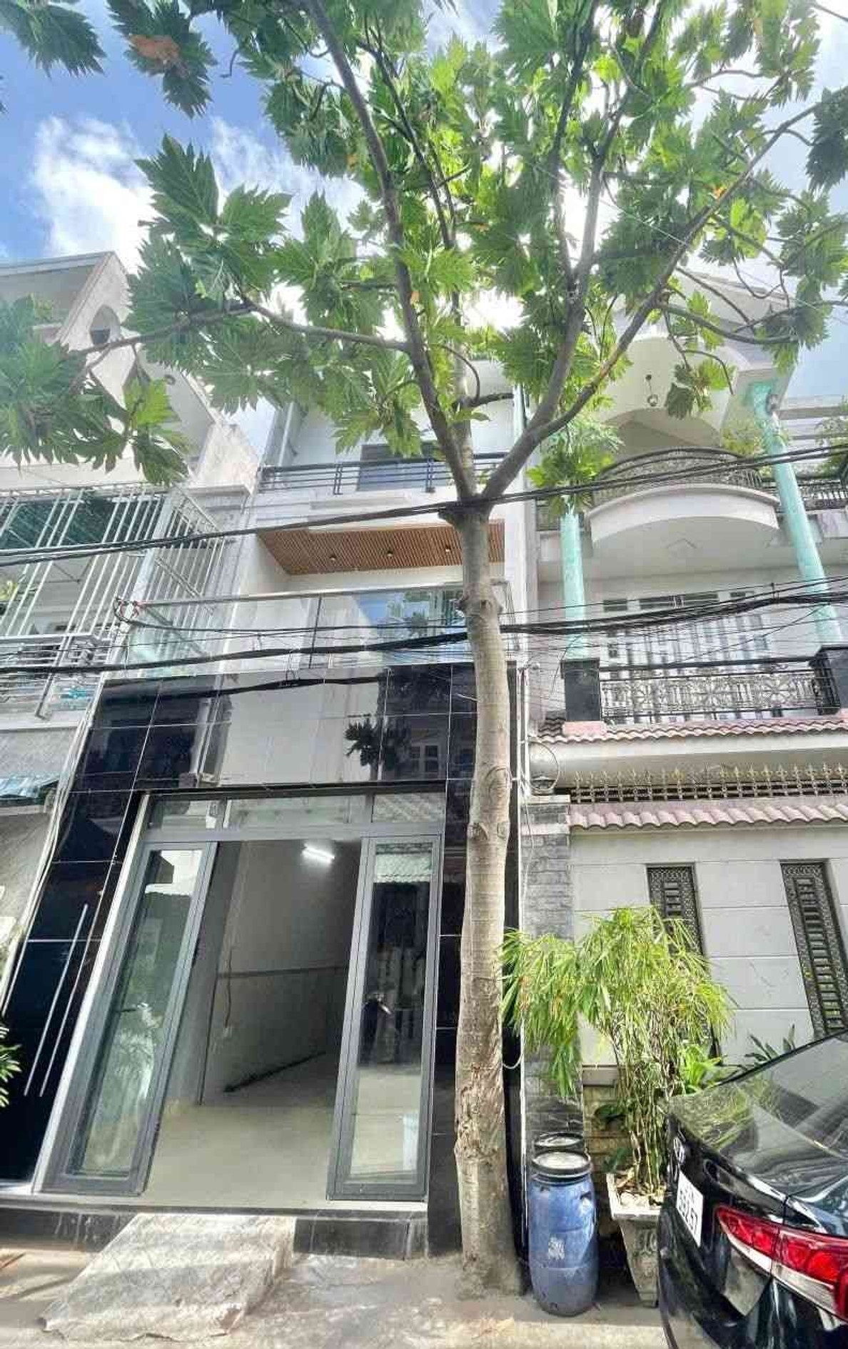 nhà đẹp 1 bên Aeon Tân Phú - ĐS 9, 65m2, 3 tầng, đường xe tải, 5.xT=0906+14+0207