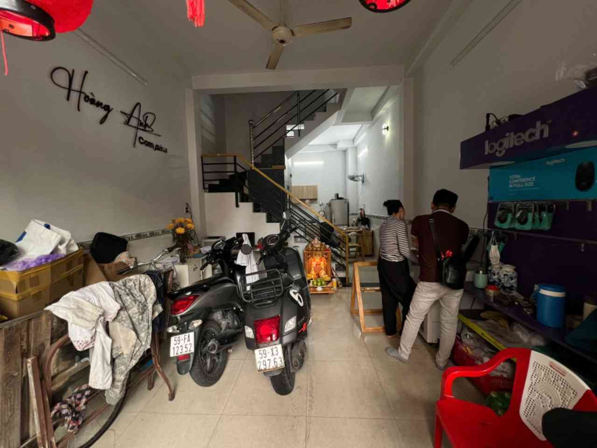 Nhà riêng 3 tầng hướng Đông Nam tại Dương Bá Trạc giá ưu đãi 5.8 tỷ