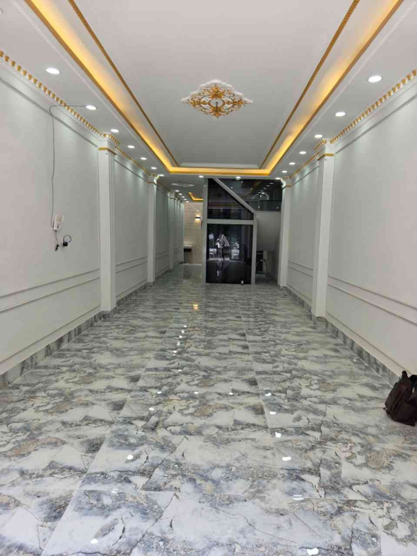 Bán nhà mặt tiền khu Tên Lửa, 4 tầng, 80m2