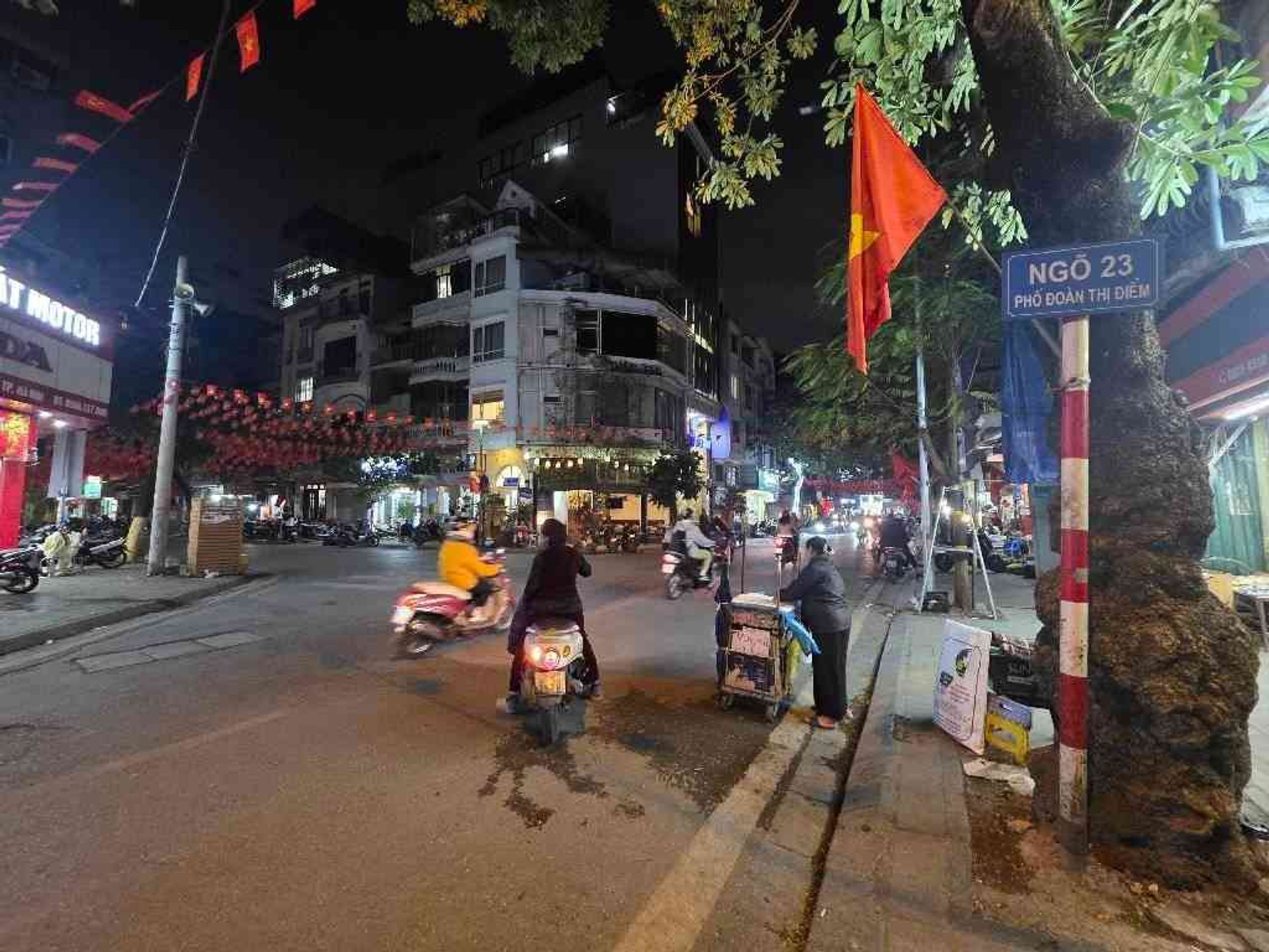Nhà đẹp 6 Tầng Dân Xây, Ngõ Thông, Gần Phố Sầm Uất