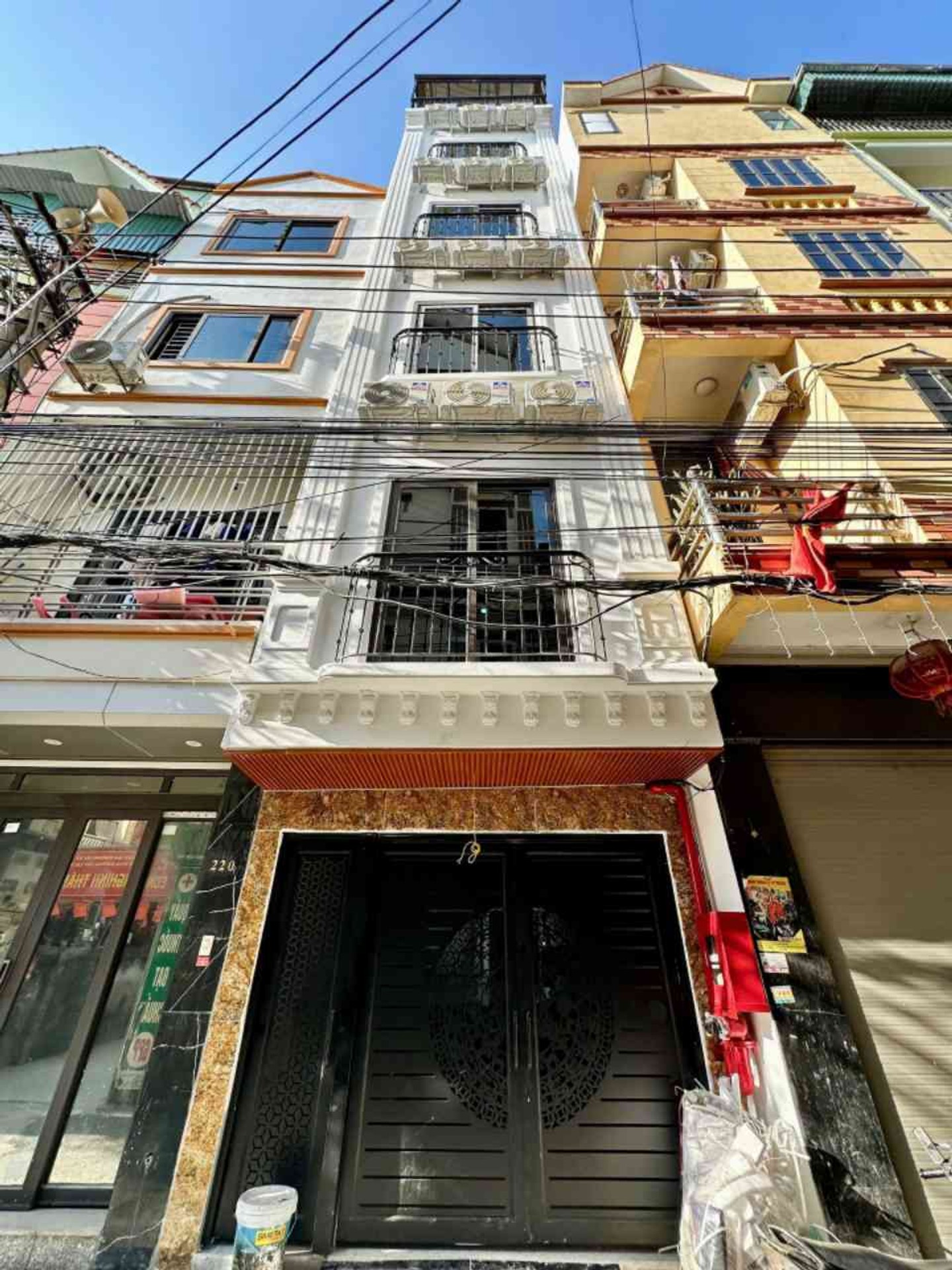 Bán chung cư mini 7 tầng mặt phố quận Hà Nội, mới xây có thang máy