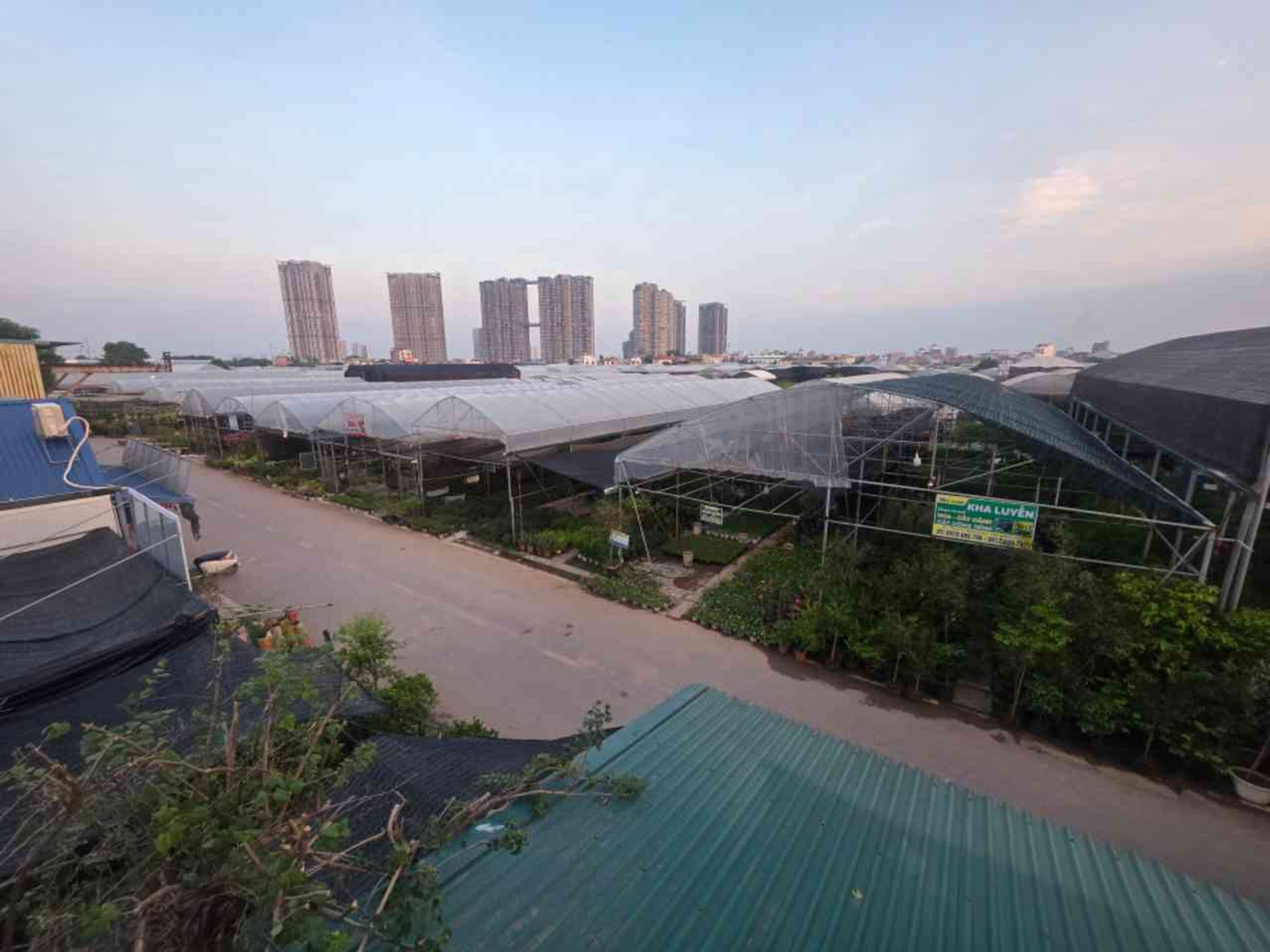 Bán nhà 2 tầng thôn 4 Xuân Quan, Văn Giang vị trí kinh doanh mặt đường kinh doanh cây cảnh