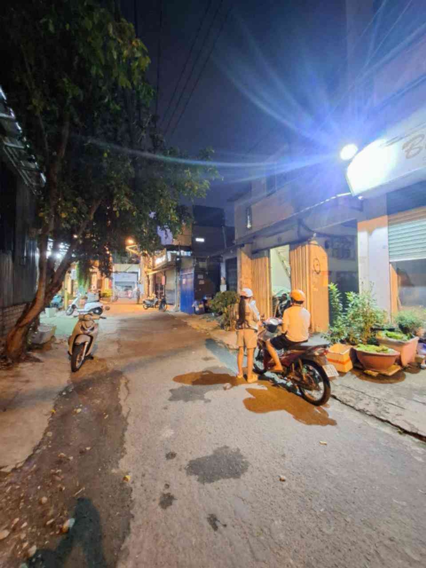 Bán nhà riêng 1 tầng mặt tiền rộng 8,8m tại Quận 12, diện tích 297m2, pháp lý rõ ràng