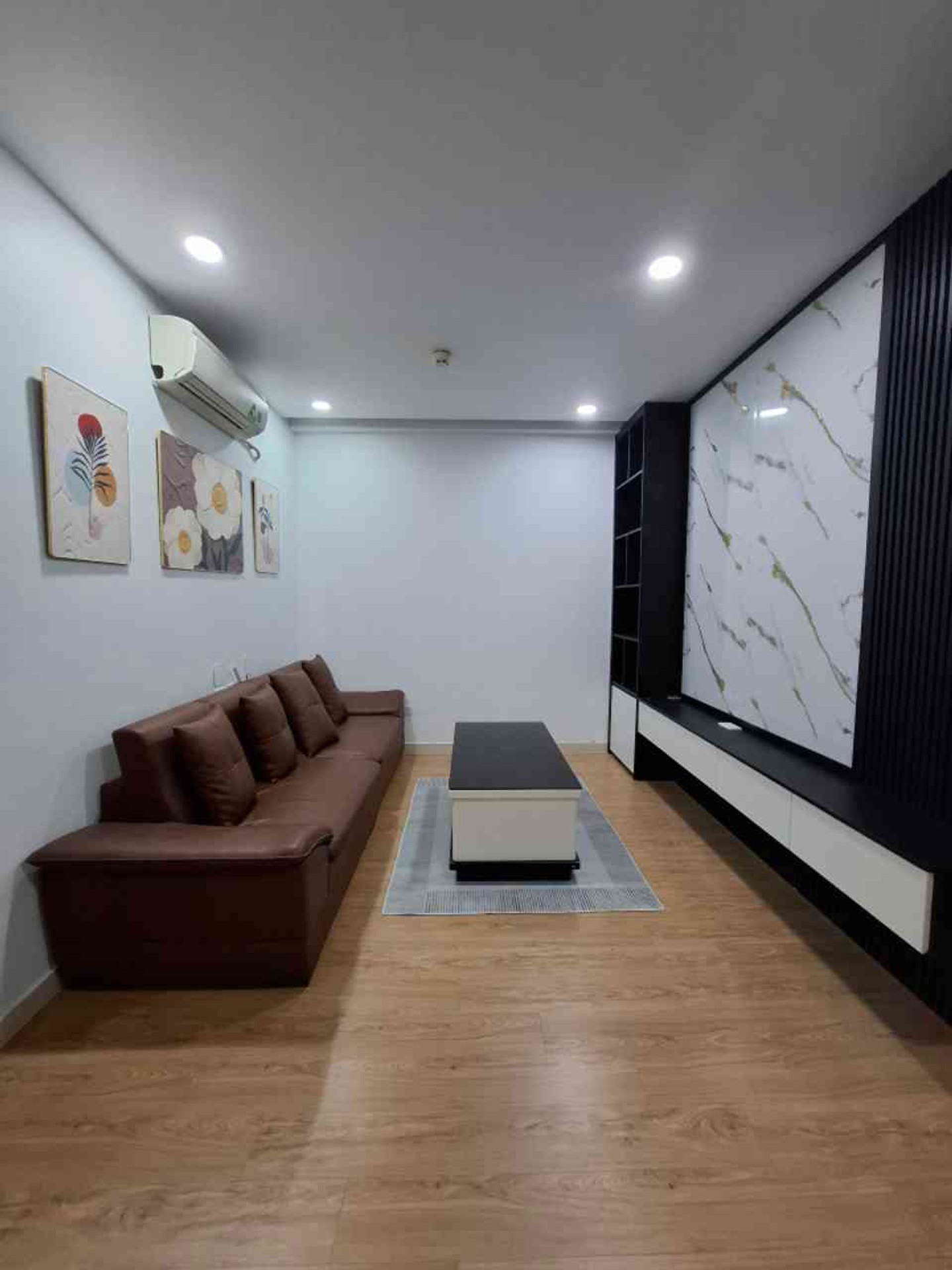 Căn hộ 2 phòng ngủ view cực chill tại Xuân Mai Complex