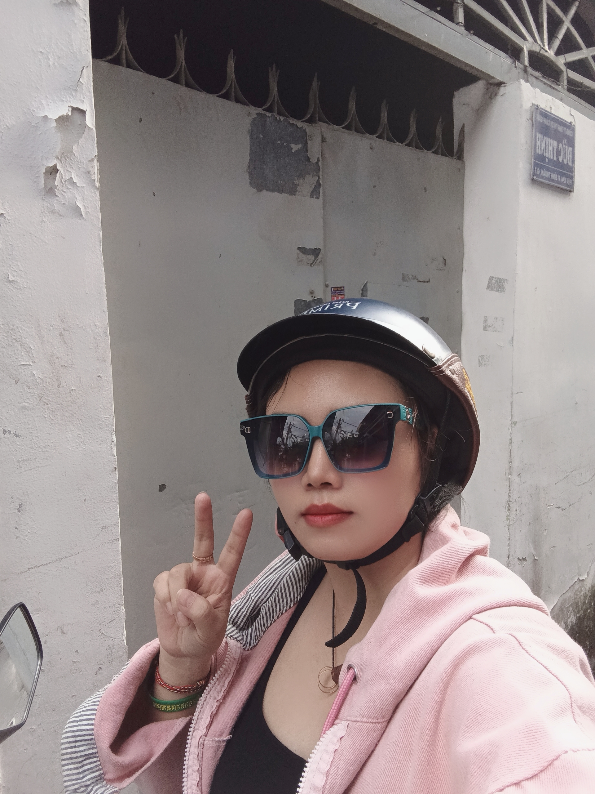 Bán Đất Tặng Nhà Cấp 4,Tương Lai Ra Mặt Tiền, DT 92m2, Giá xinh 6,2 Tỷ ( TL )
