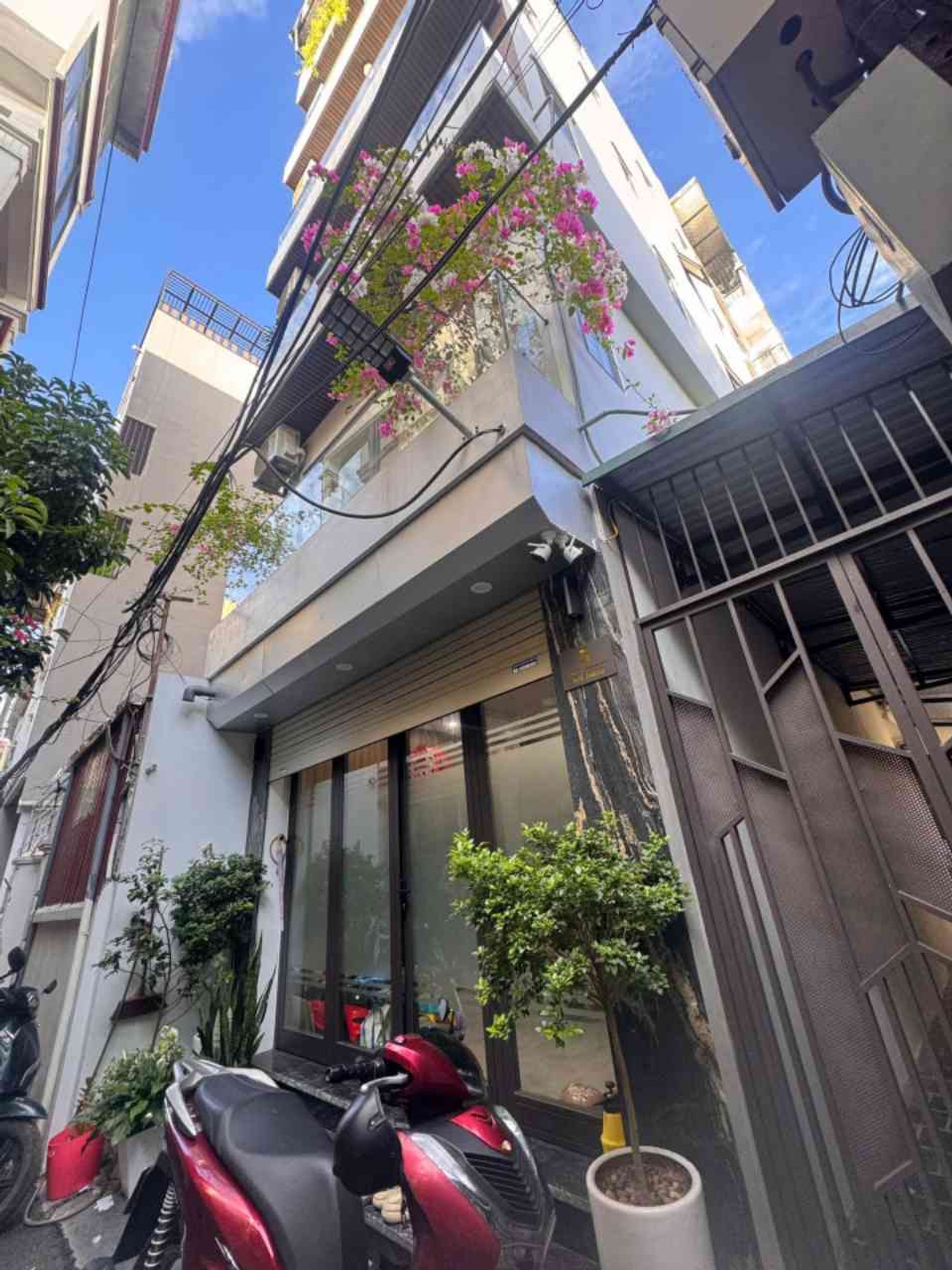 BÁN NHÀ RIÊNG 45 M2 TRUNG TÂM BỒ ĐỀ