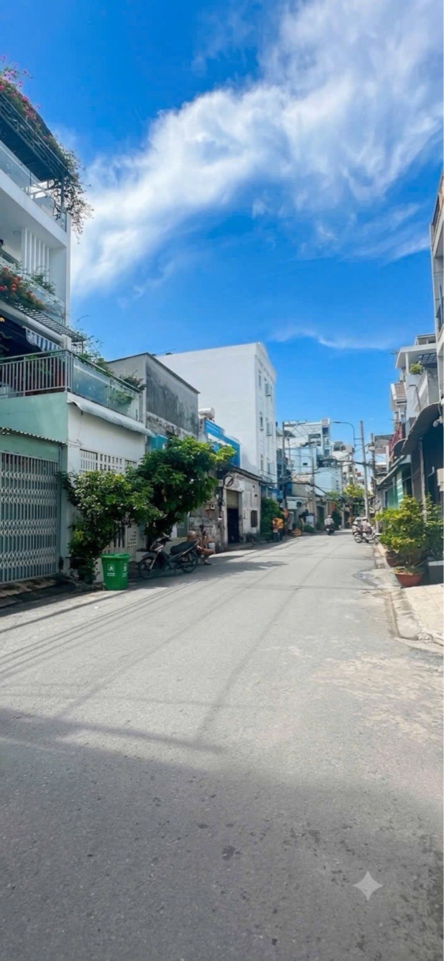 Nhà 2 tầng xinh xắn, 5 phòng ngủ, 4x20m, hẻm 1/ Ngay Bệnh Viện Bình Tân, nhỉnh 3 tỷ