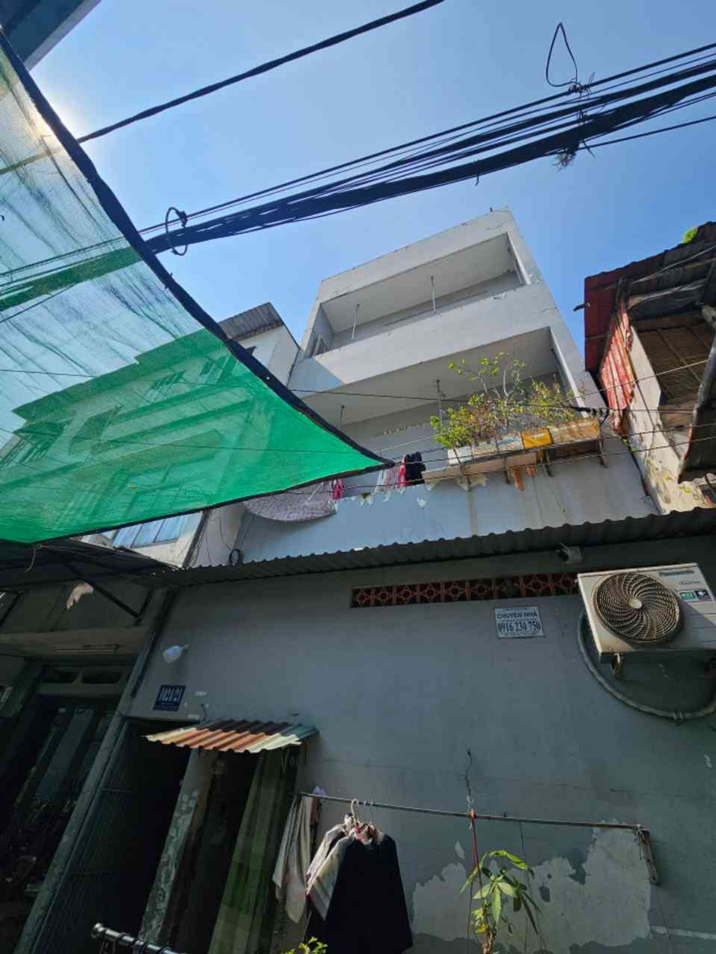 Nhà 4 tầng hẻm xe hơi, 14 phòng trọ, thu nhập trên 30 triệu/tháng tại Bình Tân